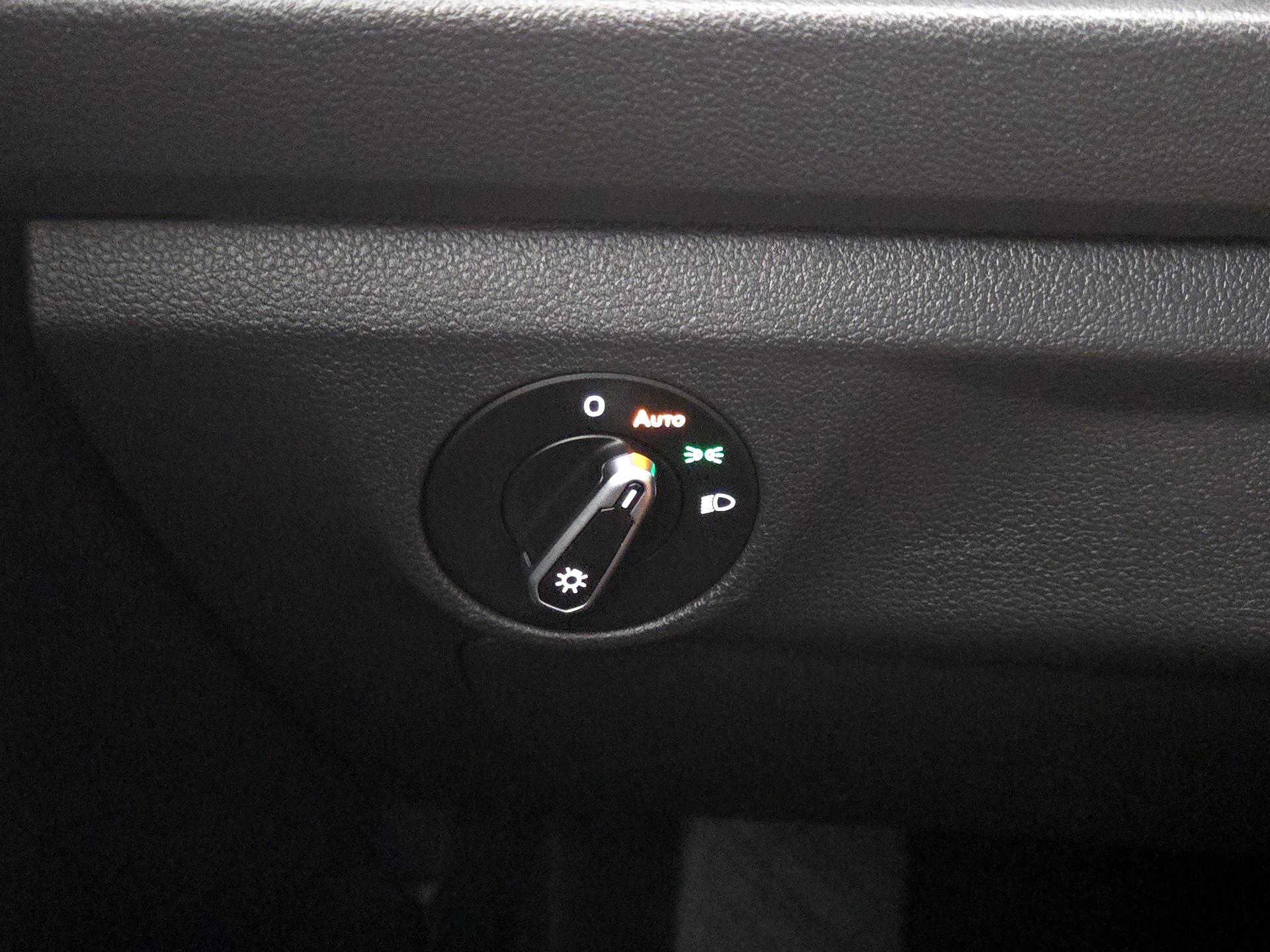 Thumbnail: 2021 Volkswagen Jetta - 13