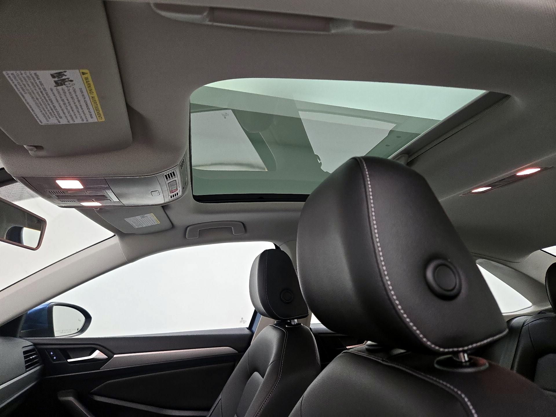 Thumbnail: 2021 Volkswagen Jetta - 19