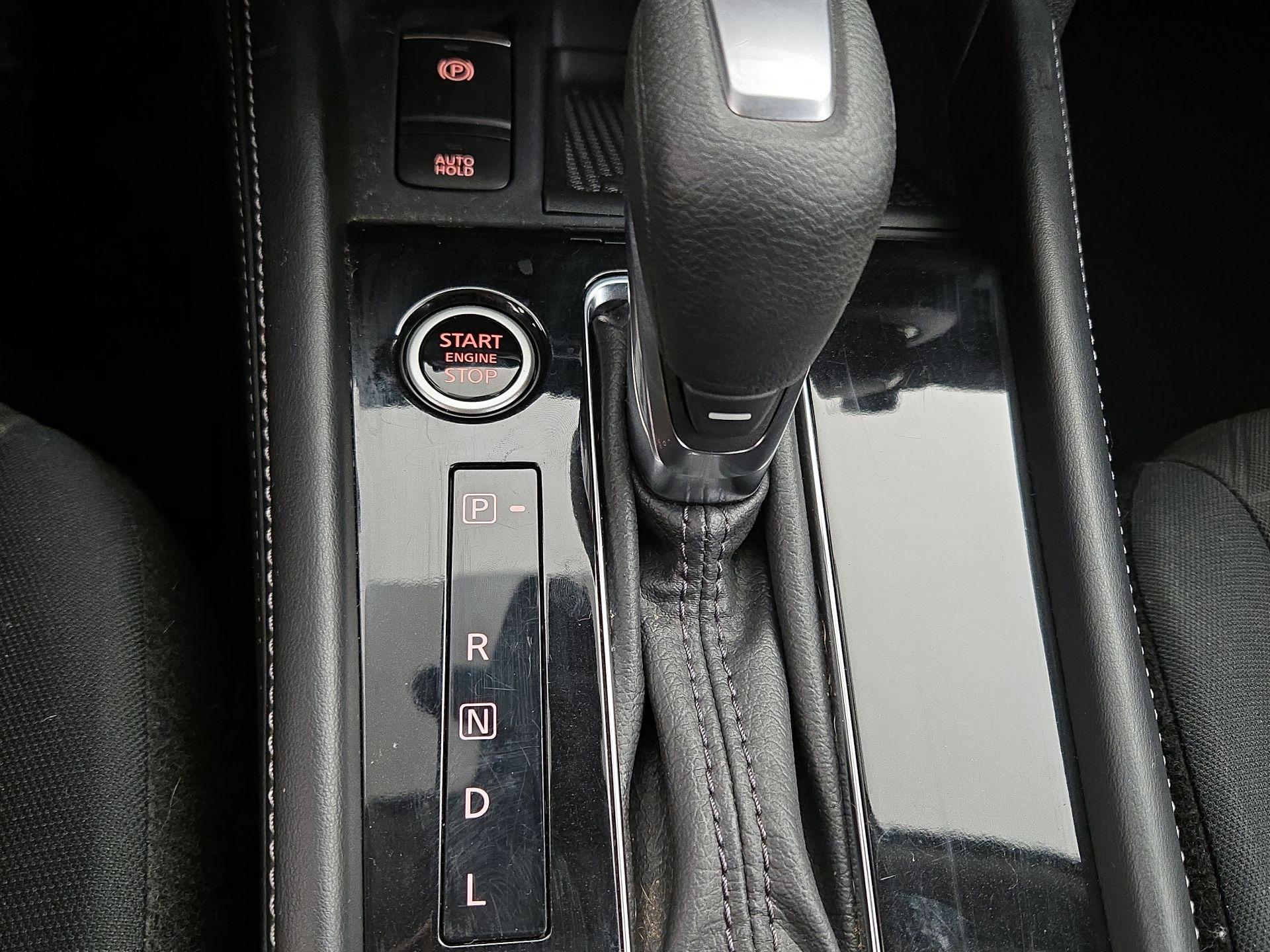 Thumbnail: 2023 Nissan Kicks - 17