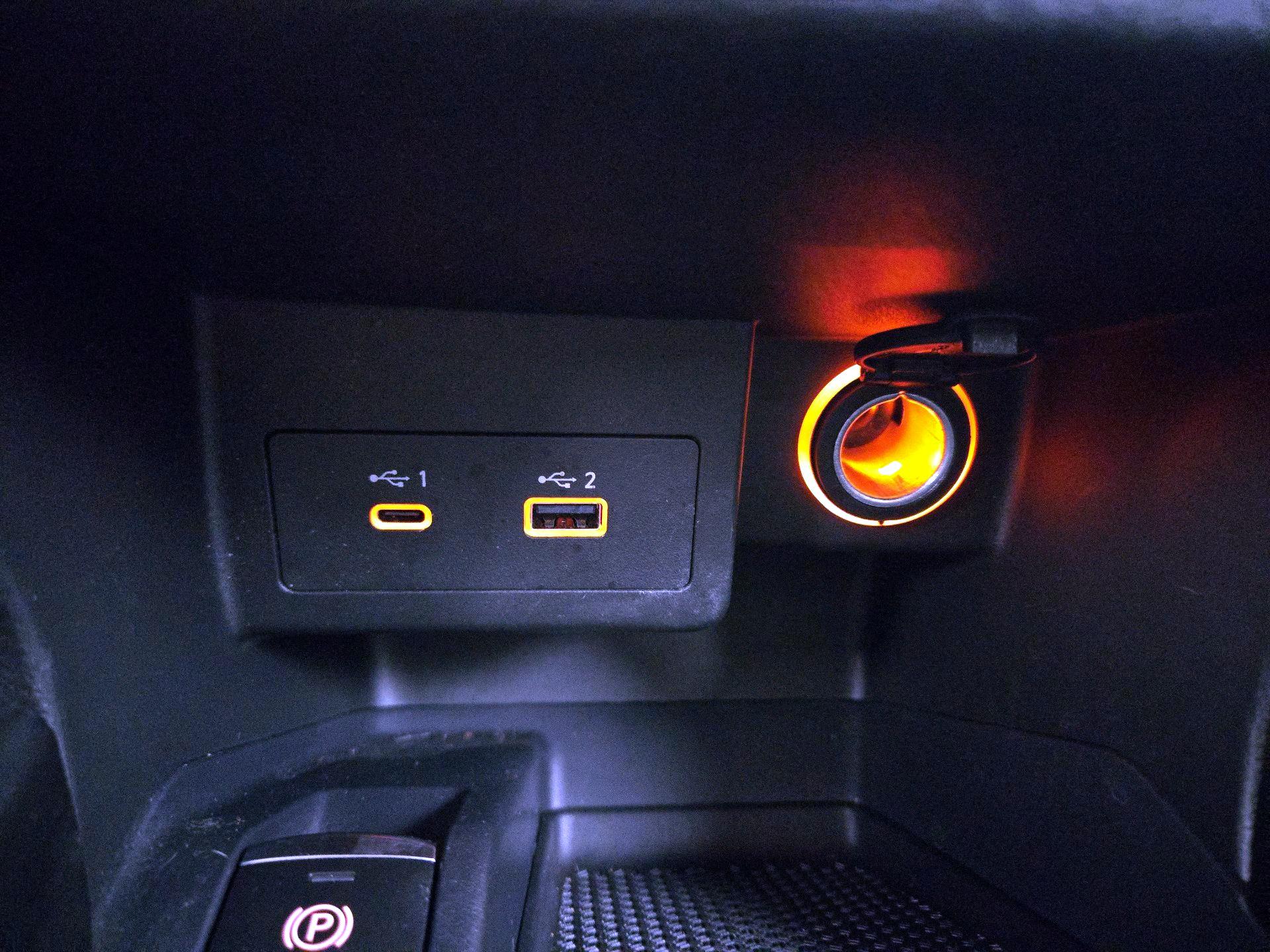 Thumbnail: 2023 Nissan Kicks - 18