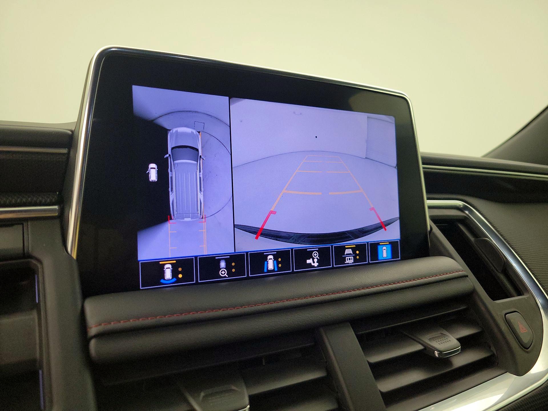 Thumbnail: 2021 Chevrolet Tahoe - 14