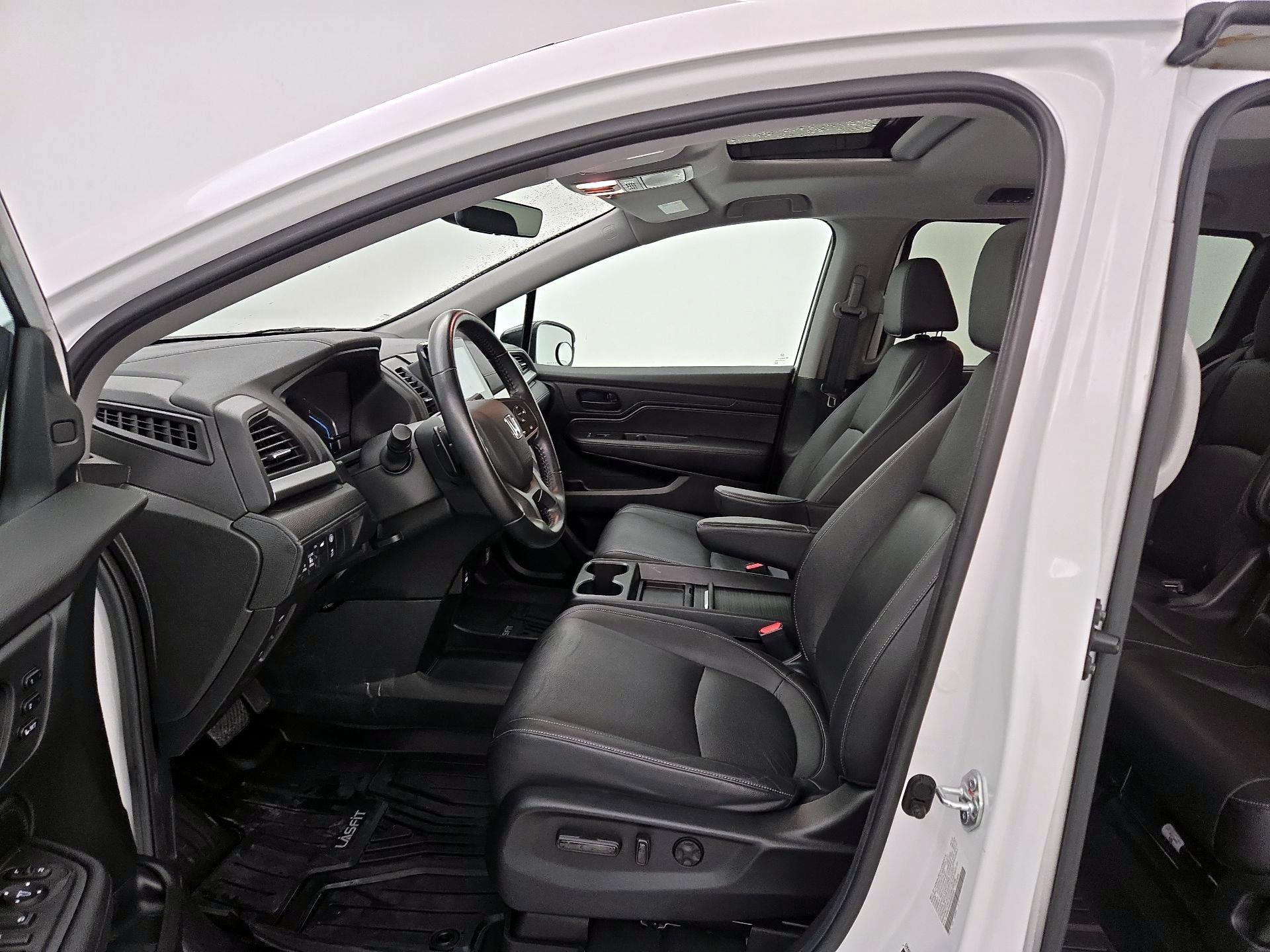 Thumbnail: 2023 Honda Odyssey - 11