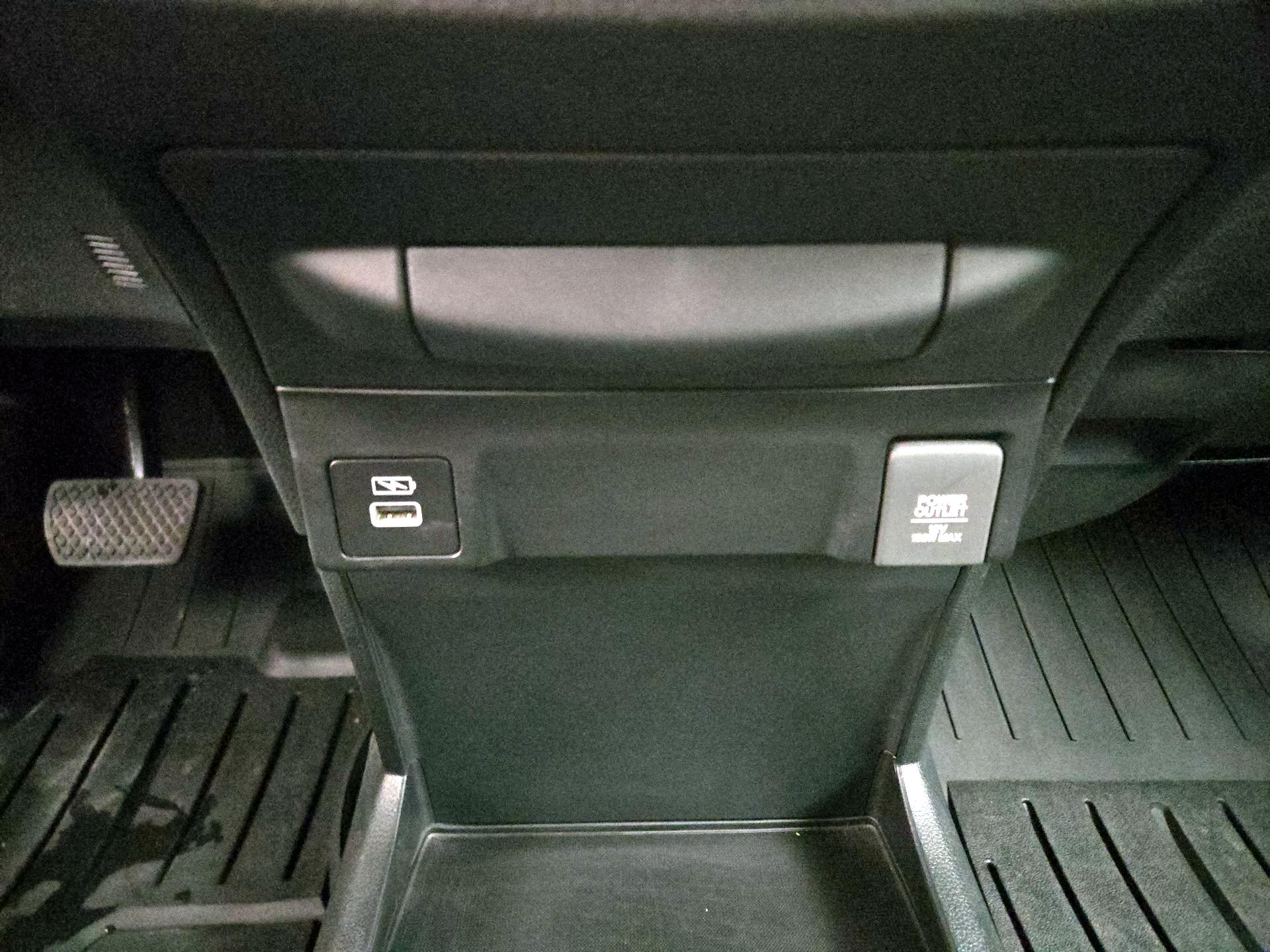 Thumbnail: 2023 Honda Odyssey - 18