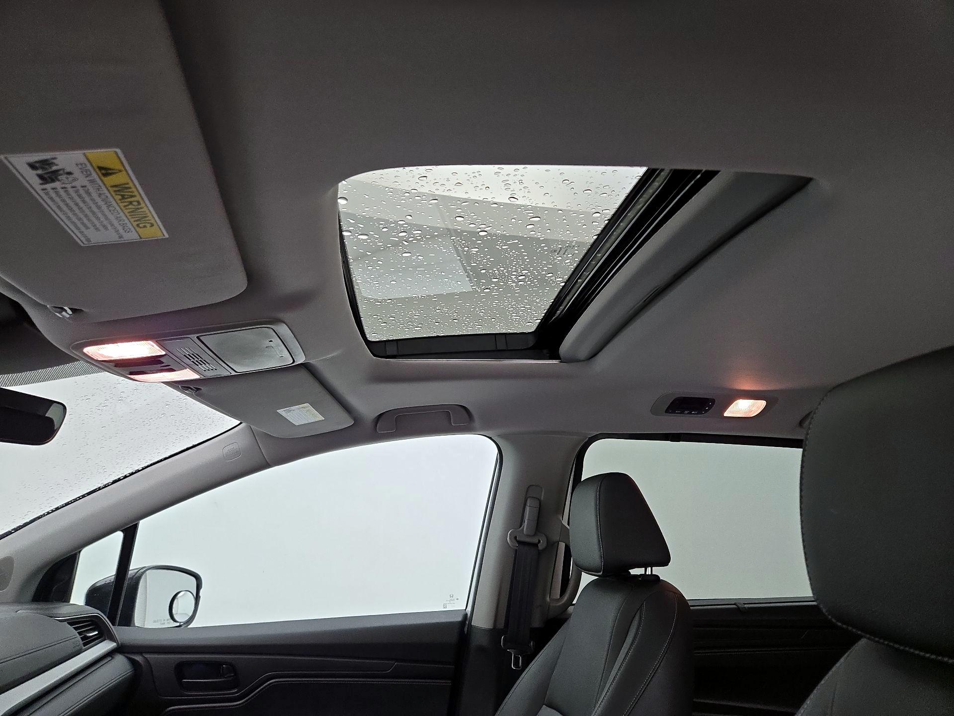 Thumbnail: 2023 Honda Odyssey - 19