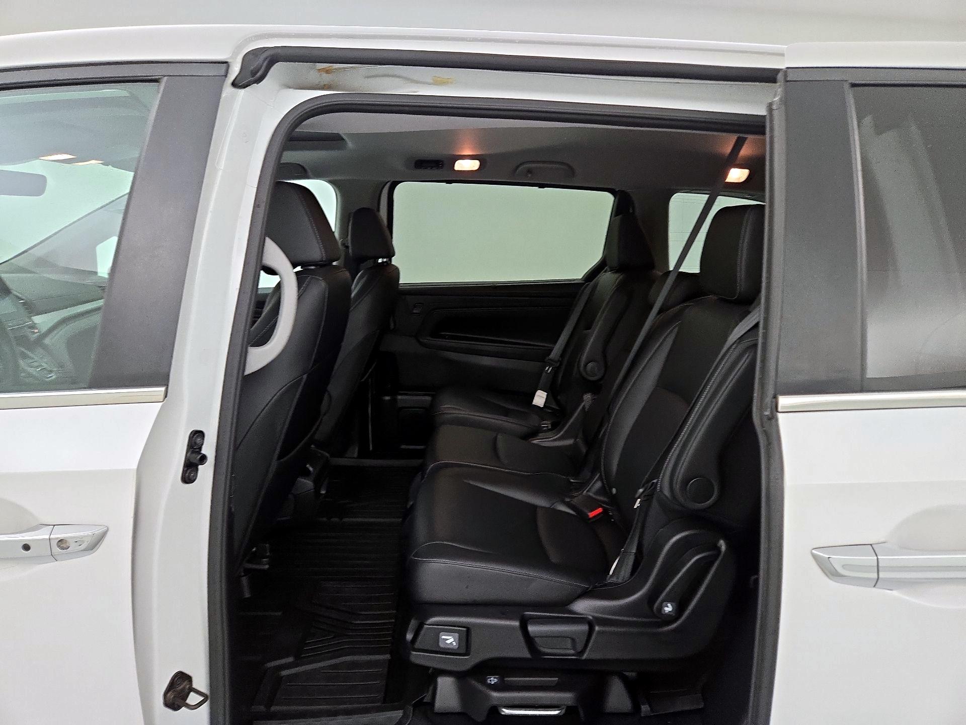 Thumbnail: 2023 Honda Odyssey - 20