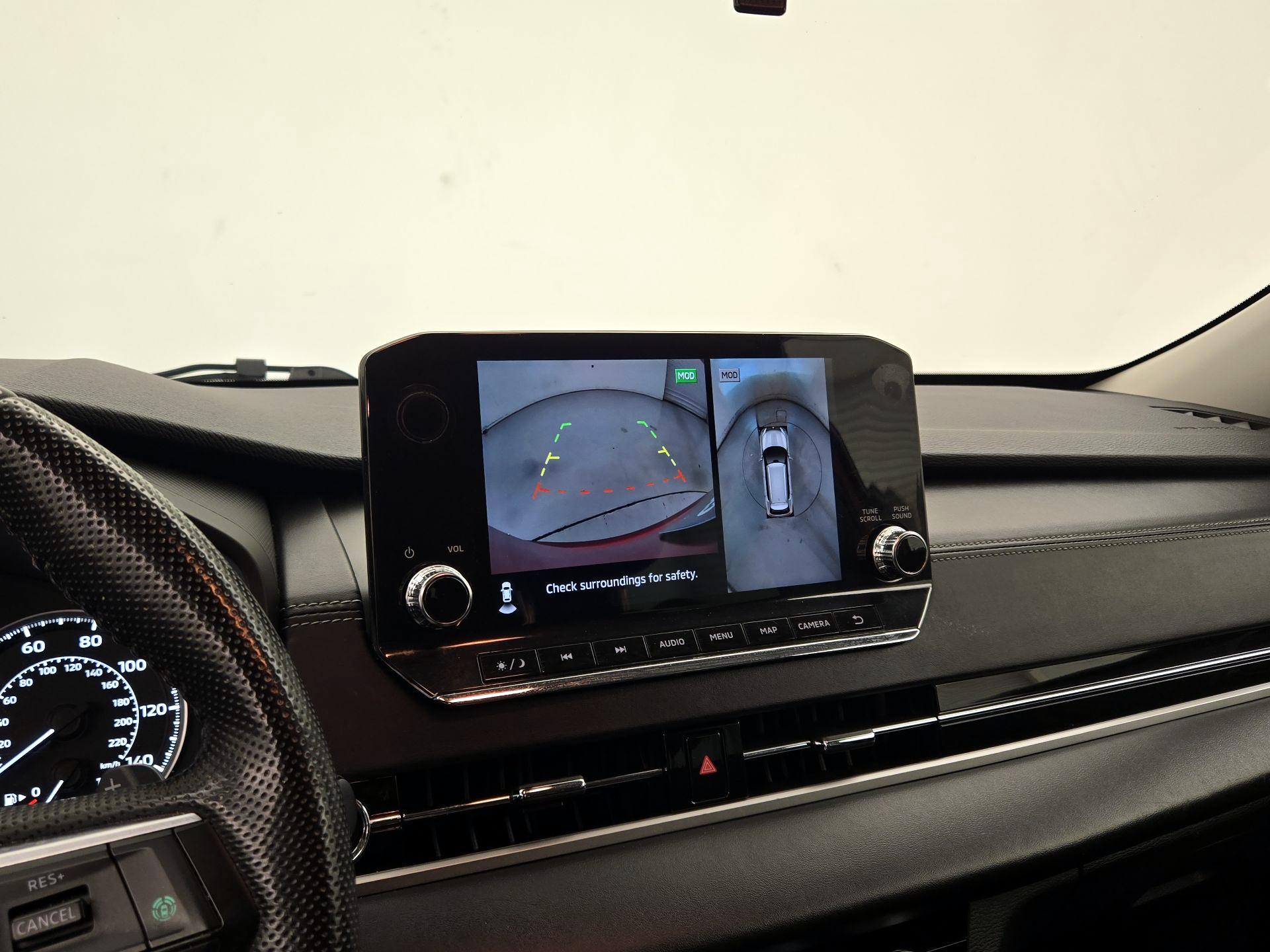 Thumbnail: 2022 Mitsubishi Outlander - 15