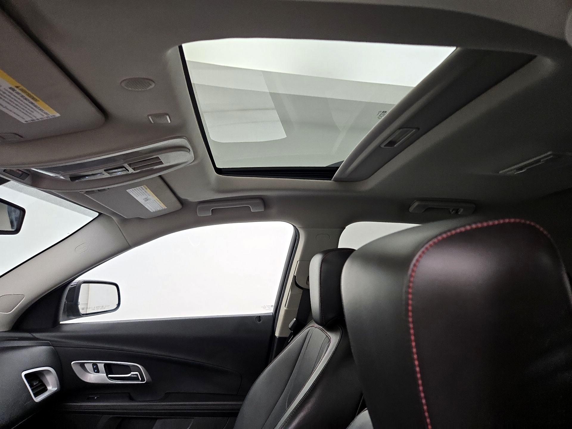 Thumbnail: 2017 Chevrolet Equinox - 17