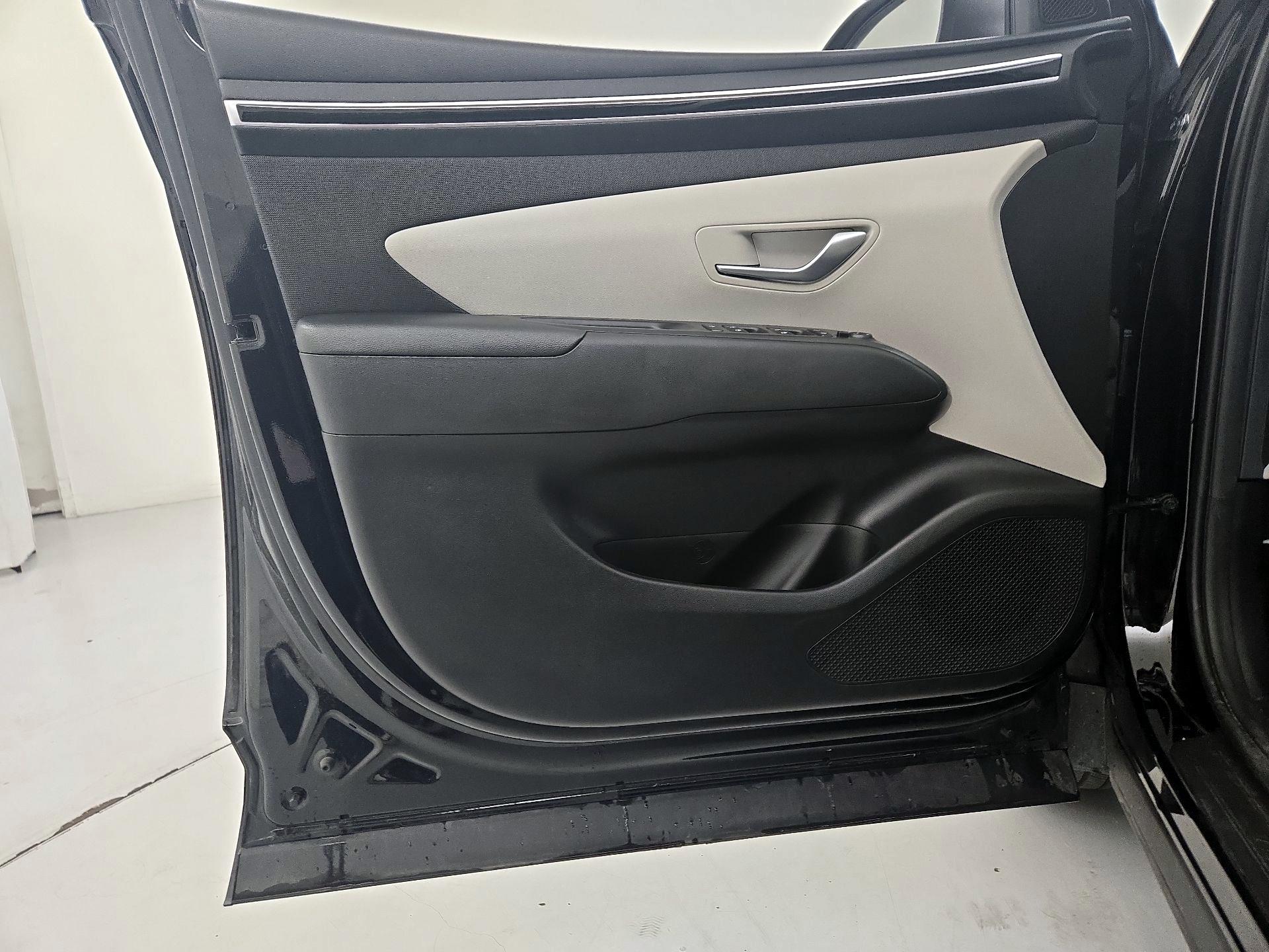 Thumbnail: 2023 Hyundai Tucson - 12