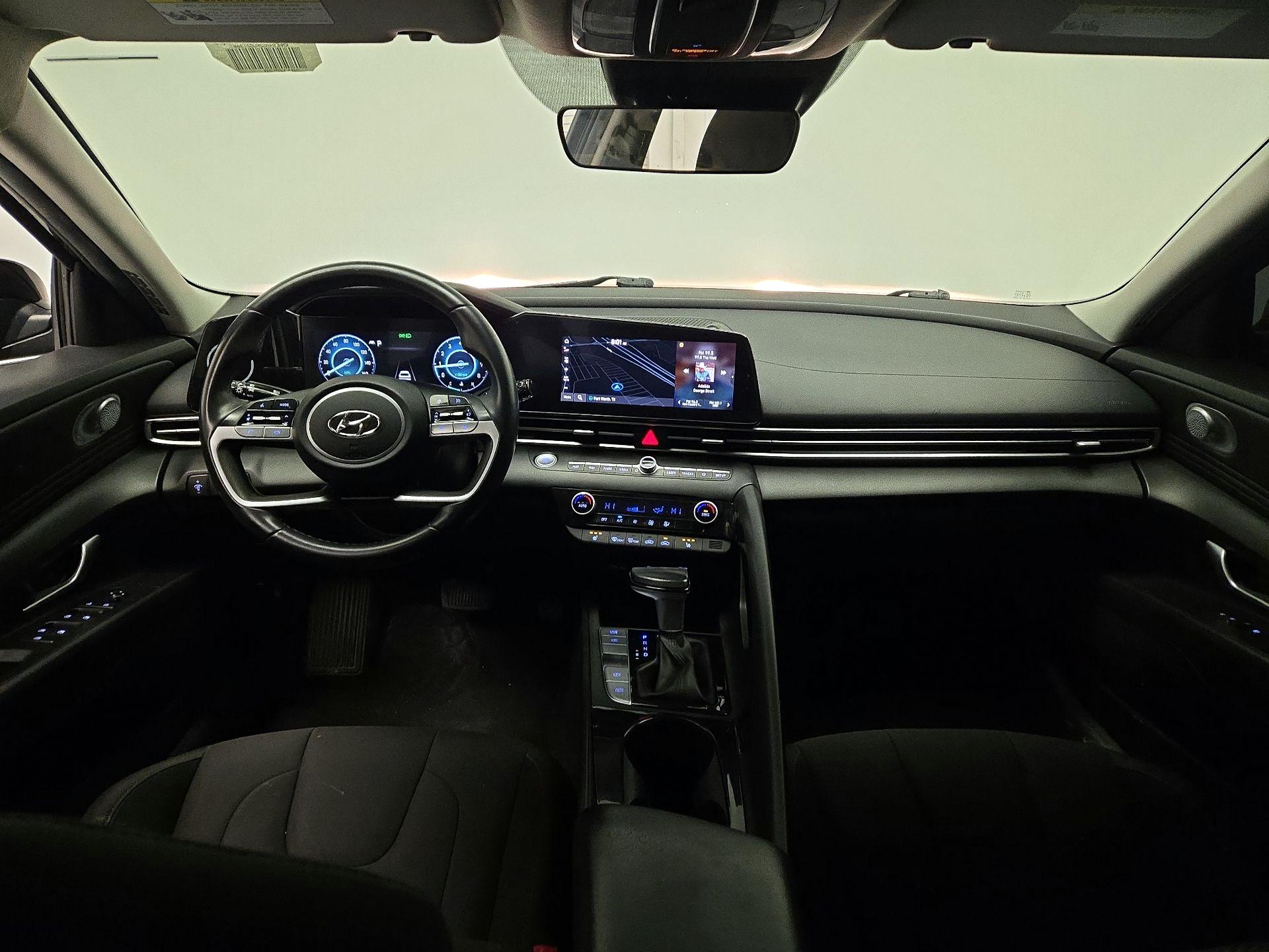 Thumbnail: 2023 Hyundai Elantra - 9