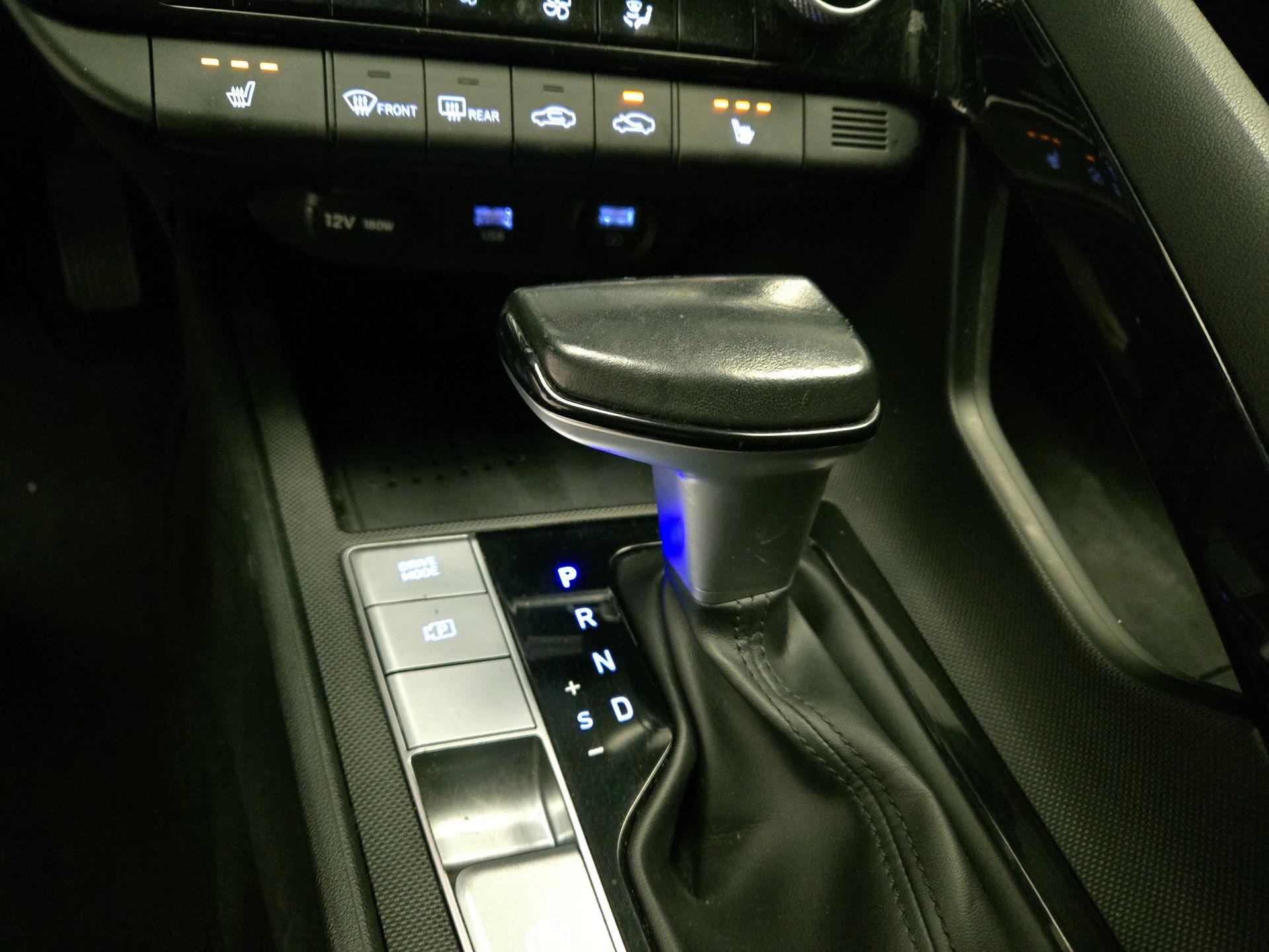 Thumbnail: 2023 Hyundai Elantra - 18