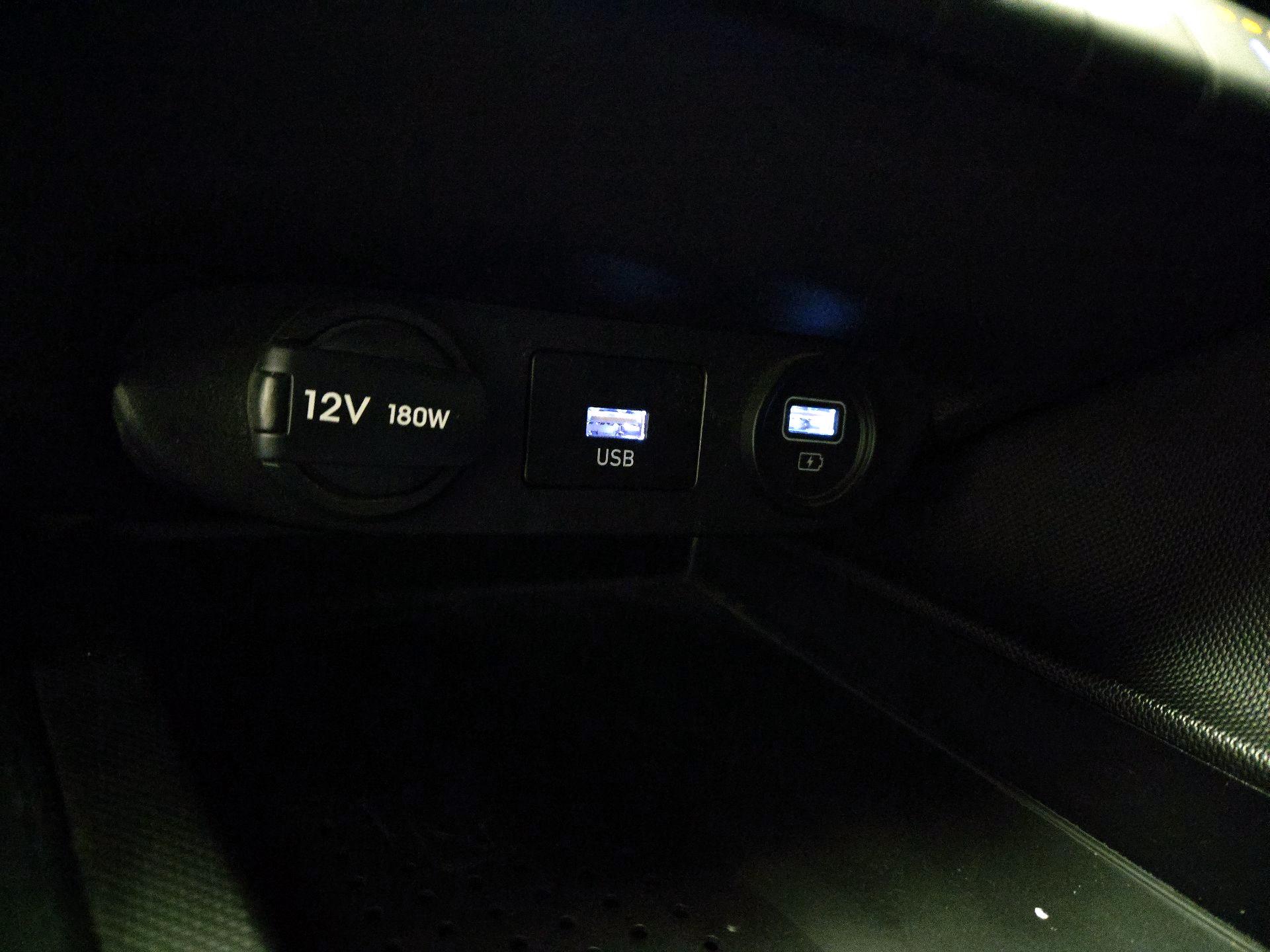 Thumbnail: 2023 Hyundai Elantra - 19