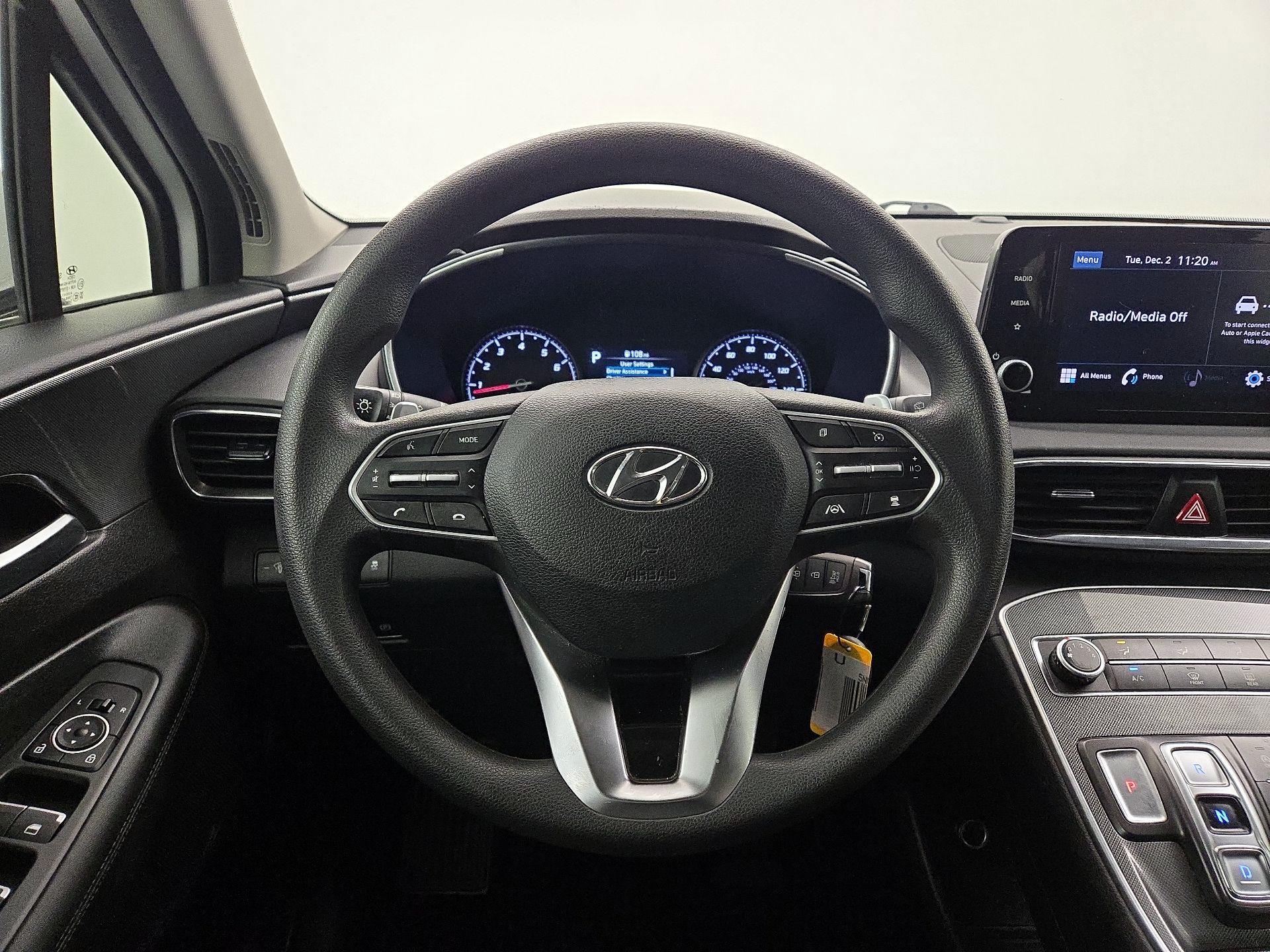 Thumbnail: 2023 Hyundai Santa Fe - 10