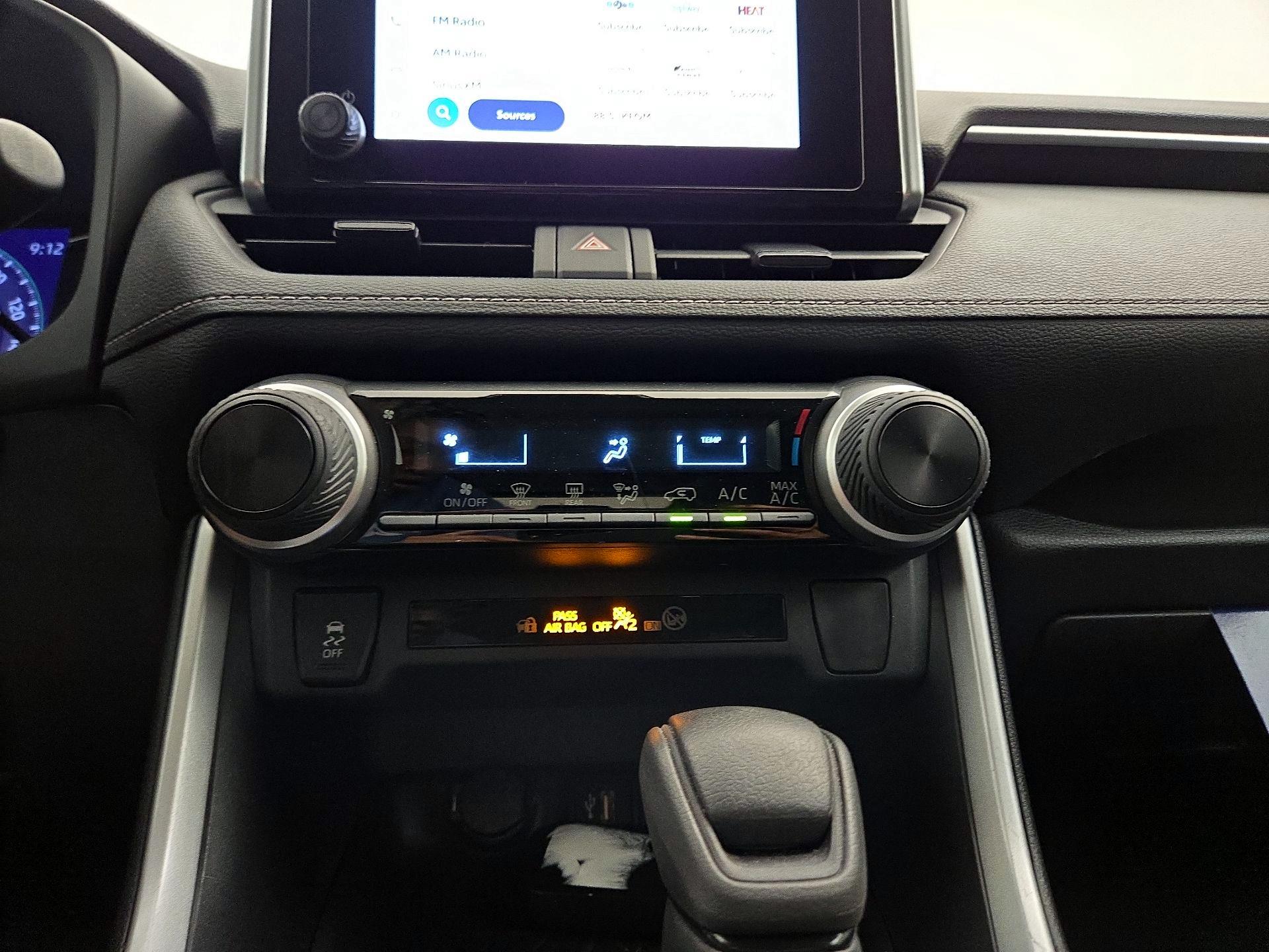 Thumbnail: 2023 Toyota RAV4 - 16