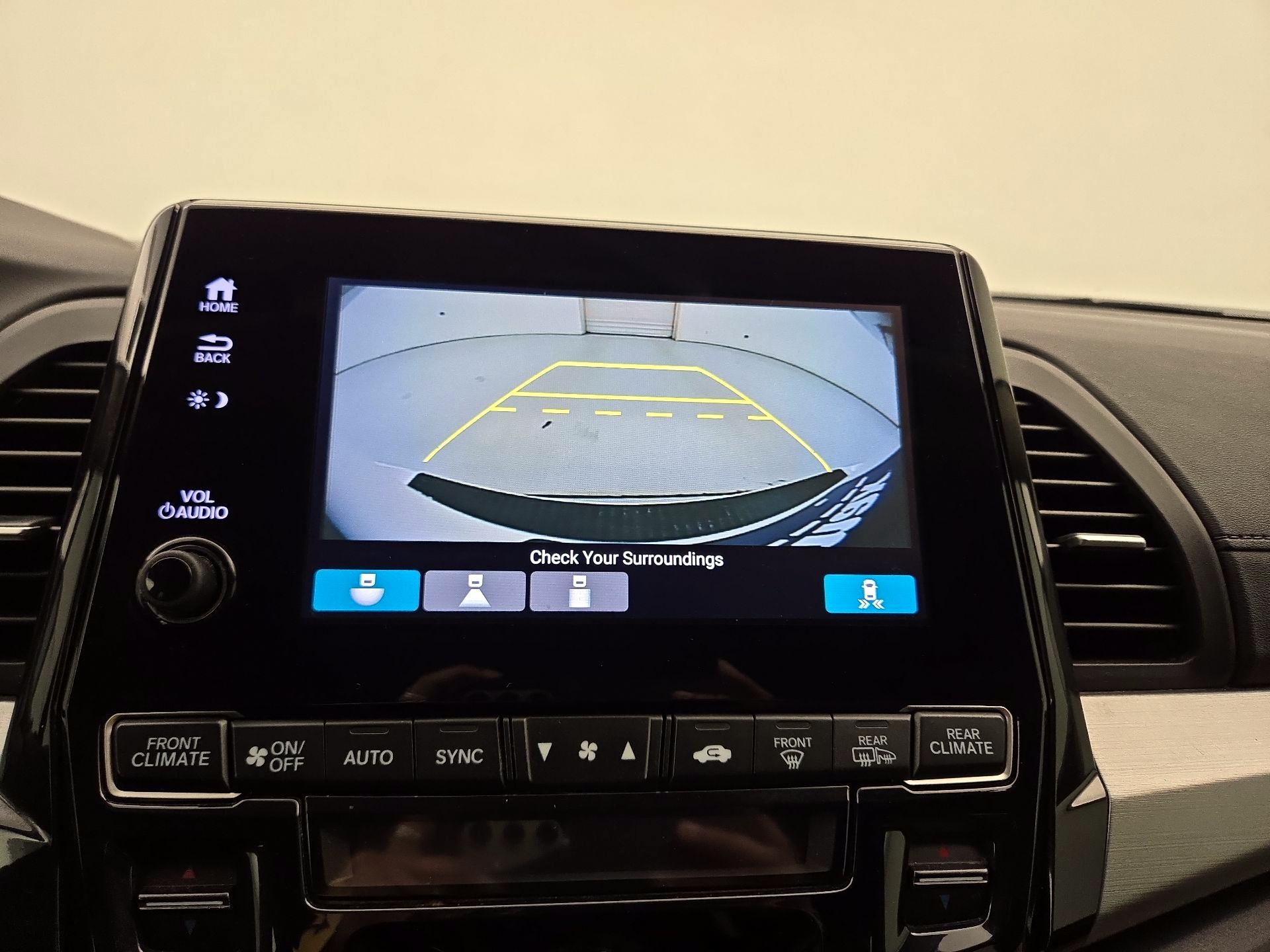 Thumbnail: 2018 Honda Odyssey - 14