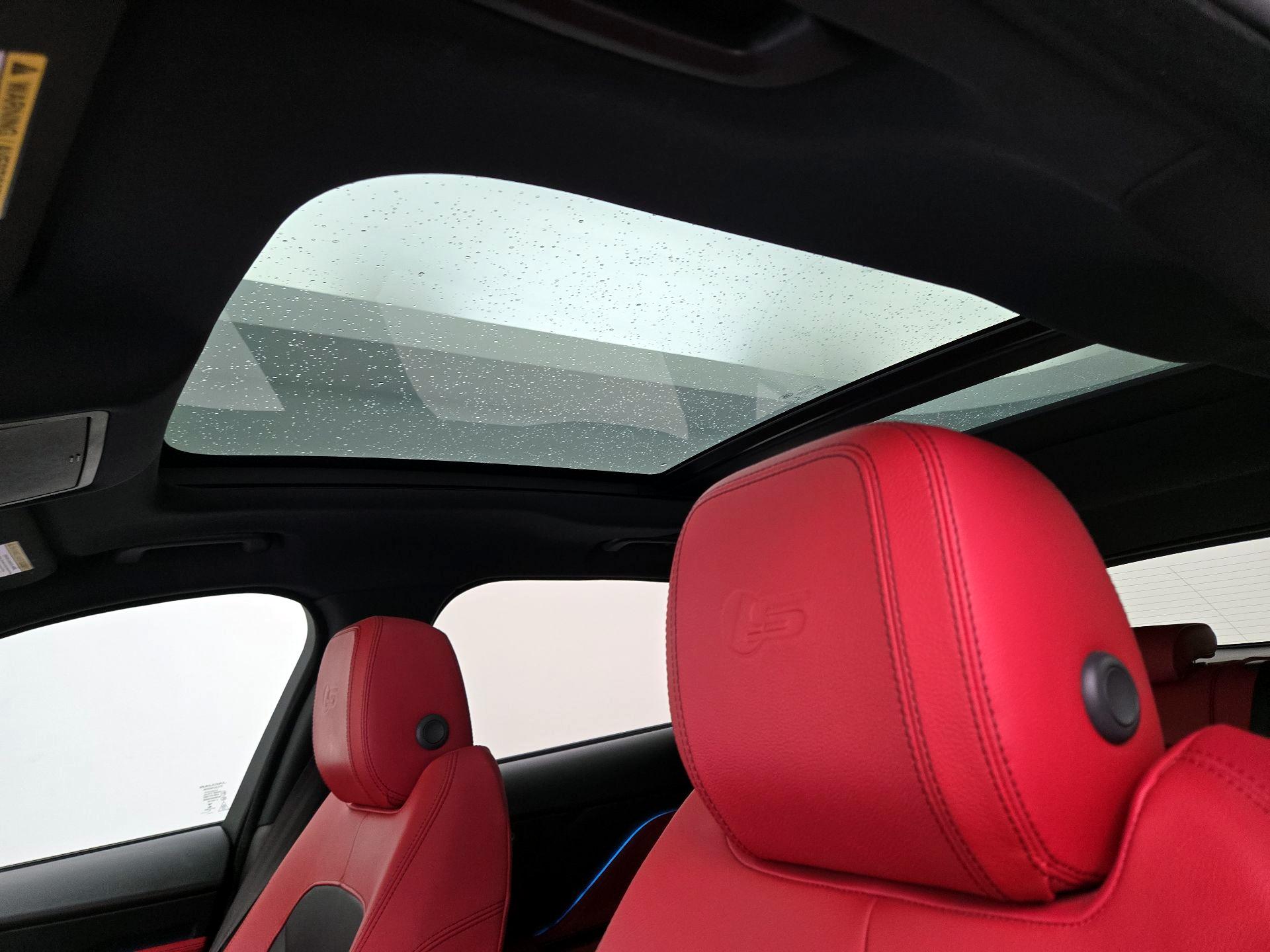 Thumbnail: 2017 Jaguar F-Pace - 20