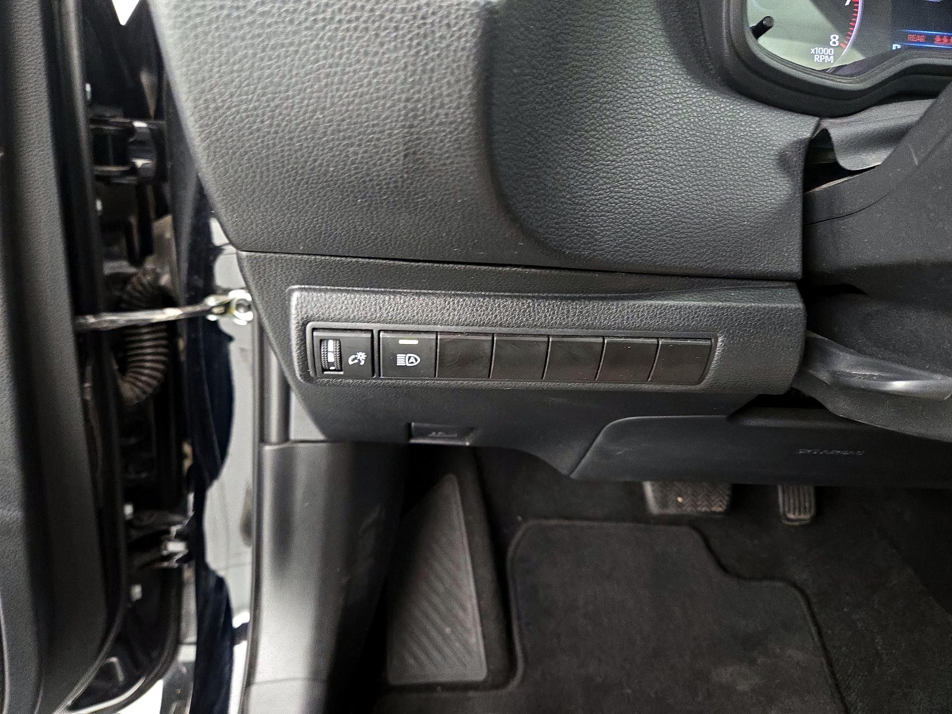 Thumbnail: 2024 Toyota Corolla - 13