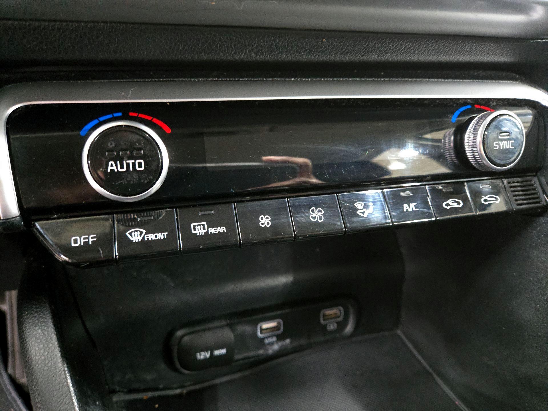 Thumbnail: 2023 Kia K5 - 16