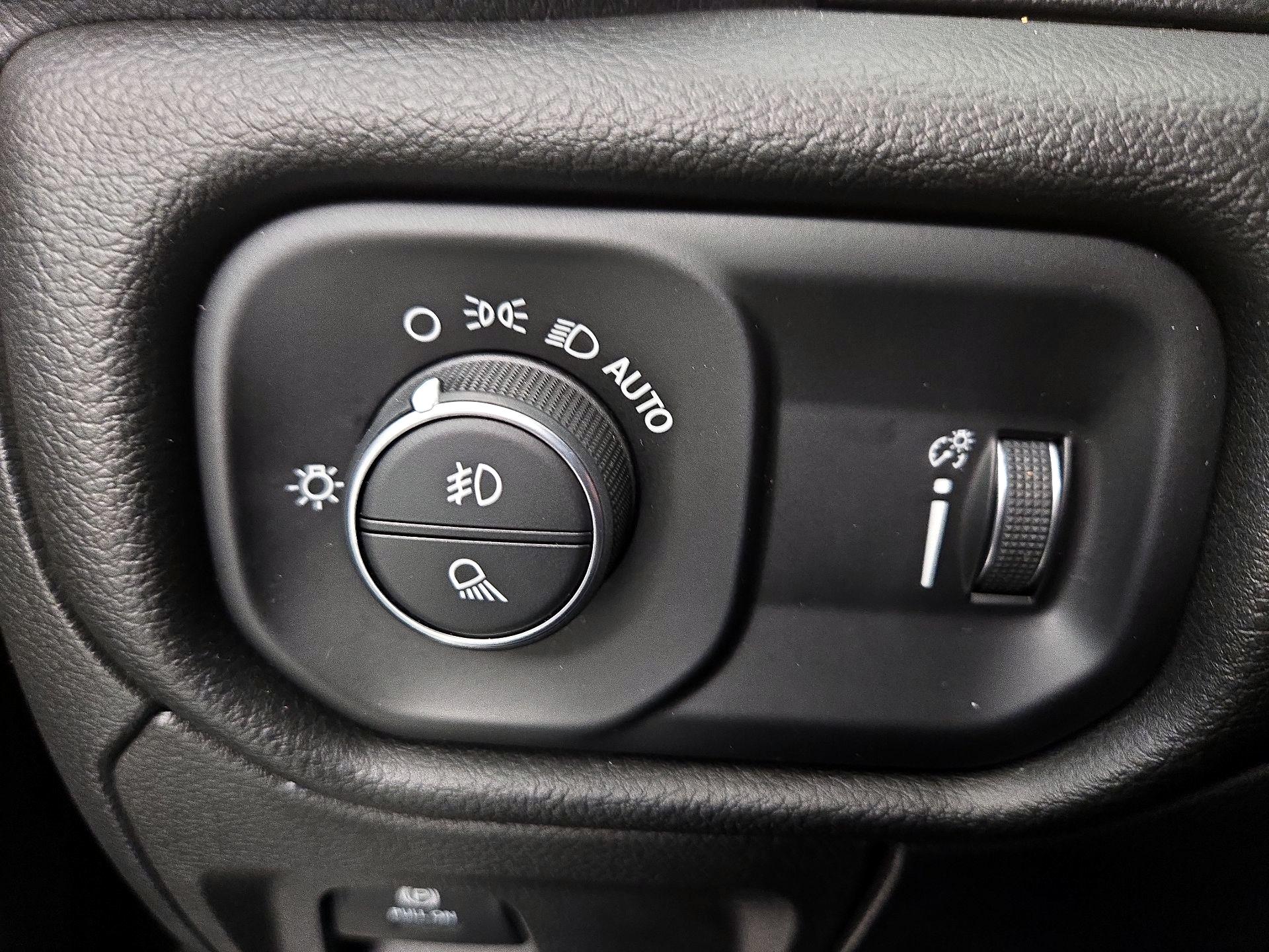 Thumbnail: 2023 RAM 1500 - 13