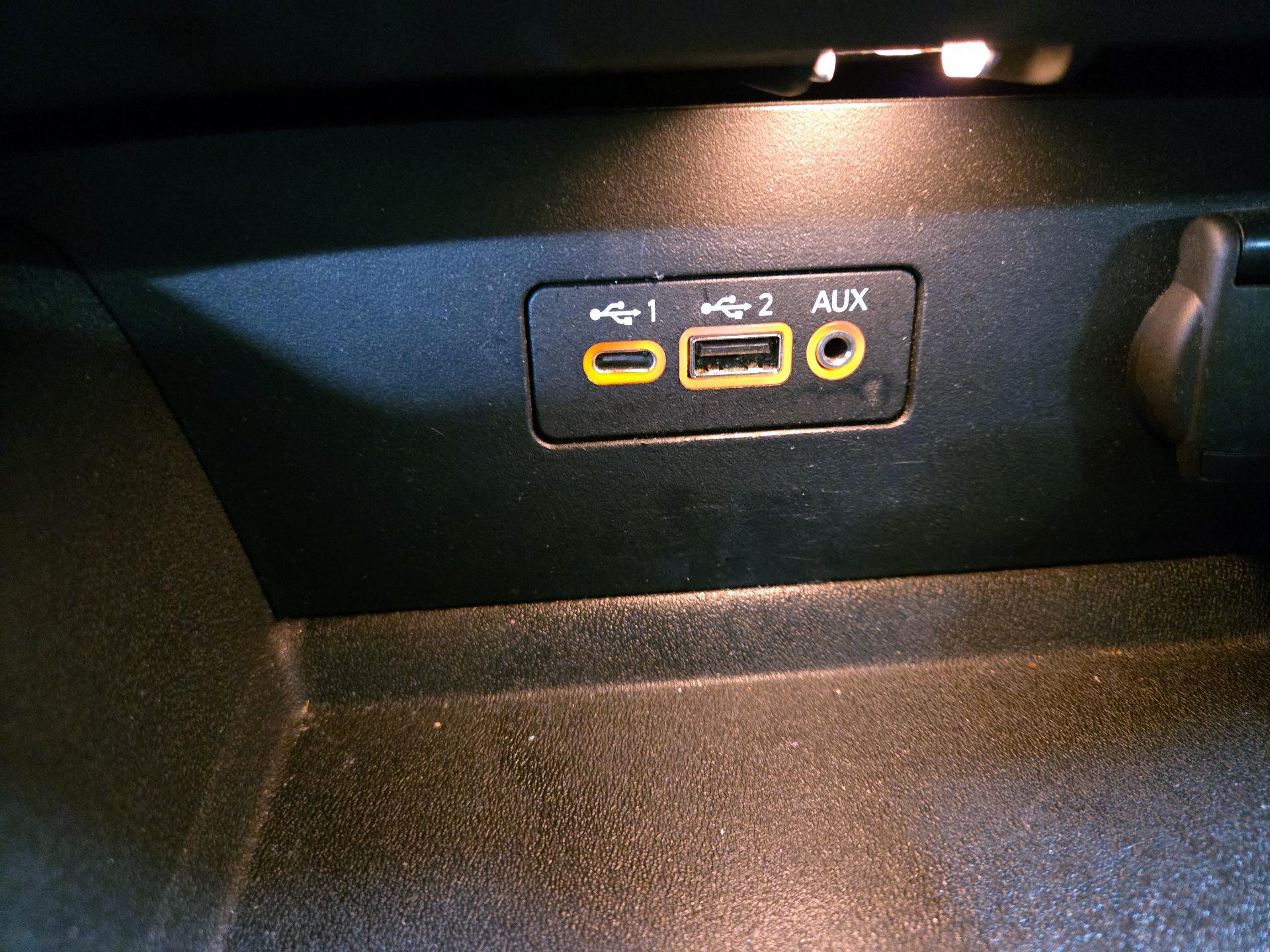 Thumbnail: 2022 Nissan Altima - 17