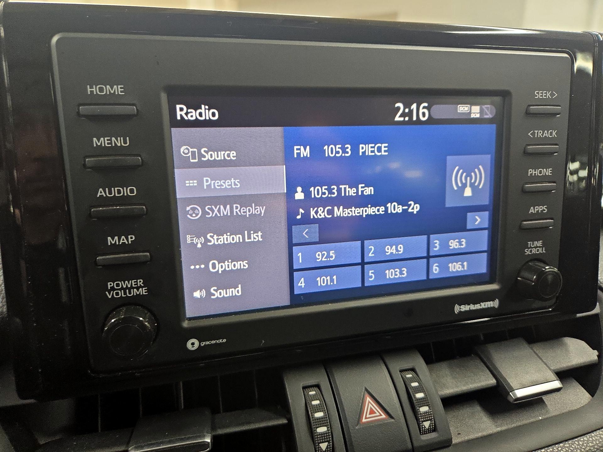 Thumbnail: 2022 Toyota RAV4 - 14