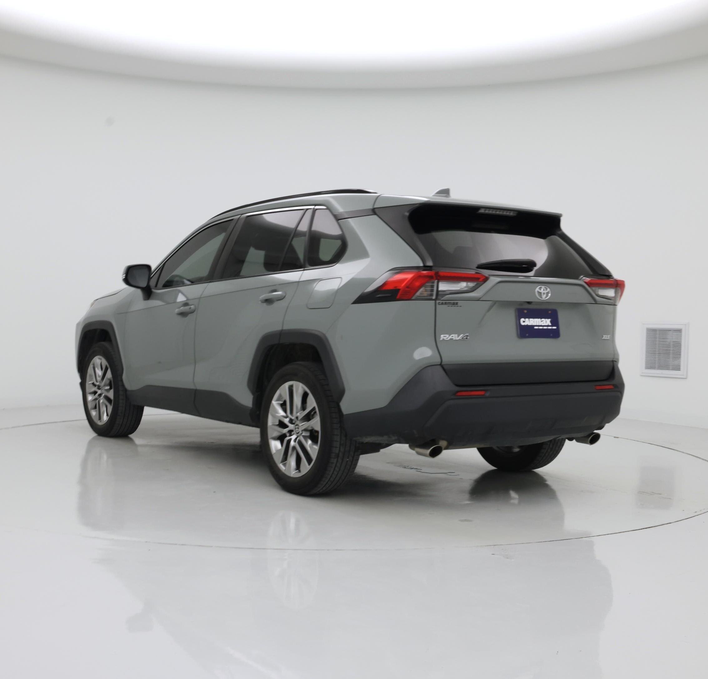 Thumbnail: 2022 Toyota RAV4 - 2