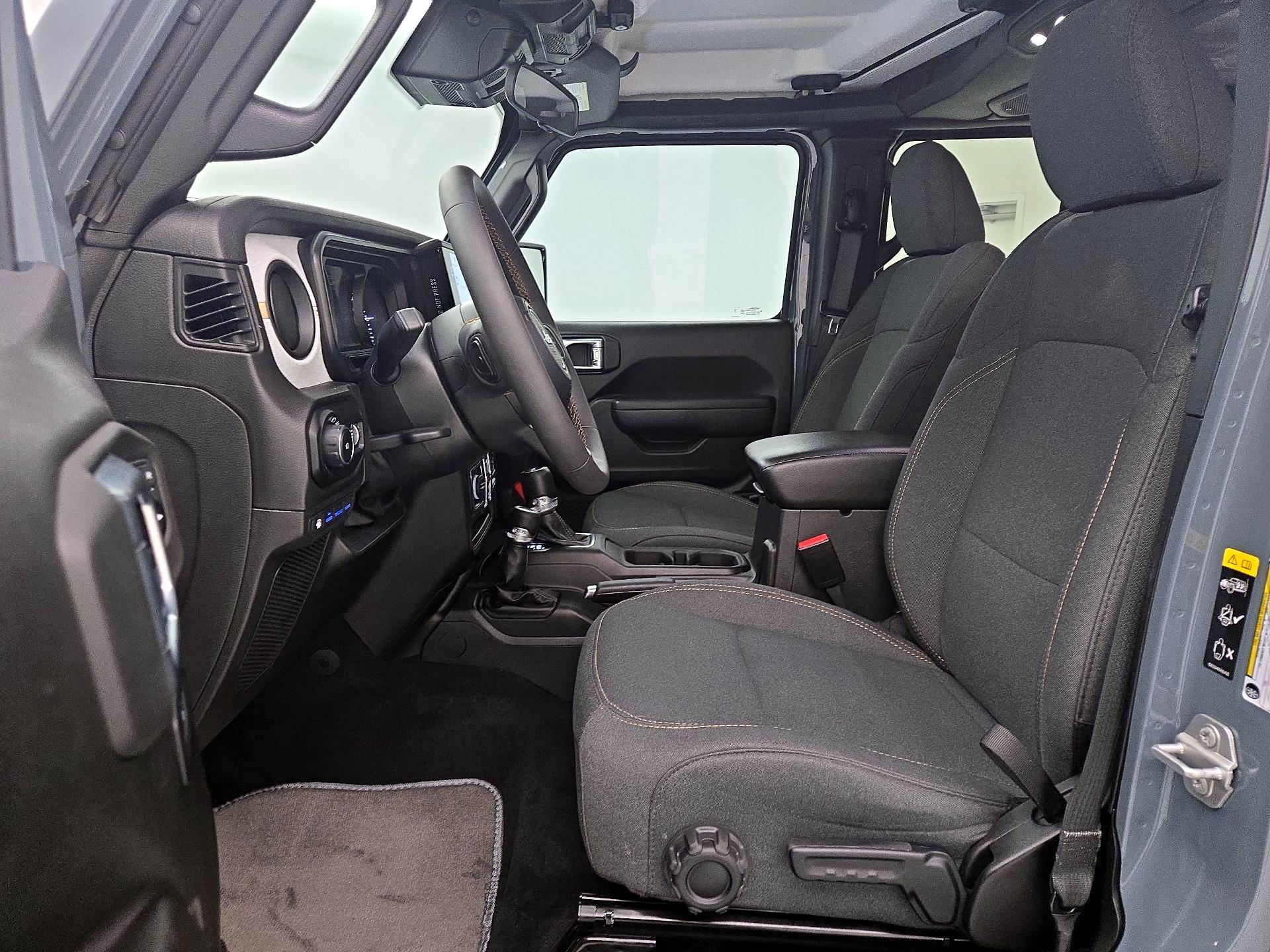 Thumbnail: 2024 Jeep Wrangler - 11