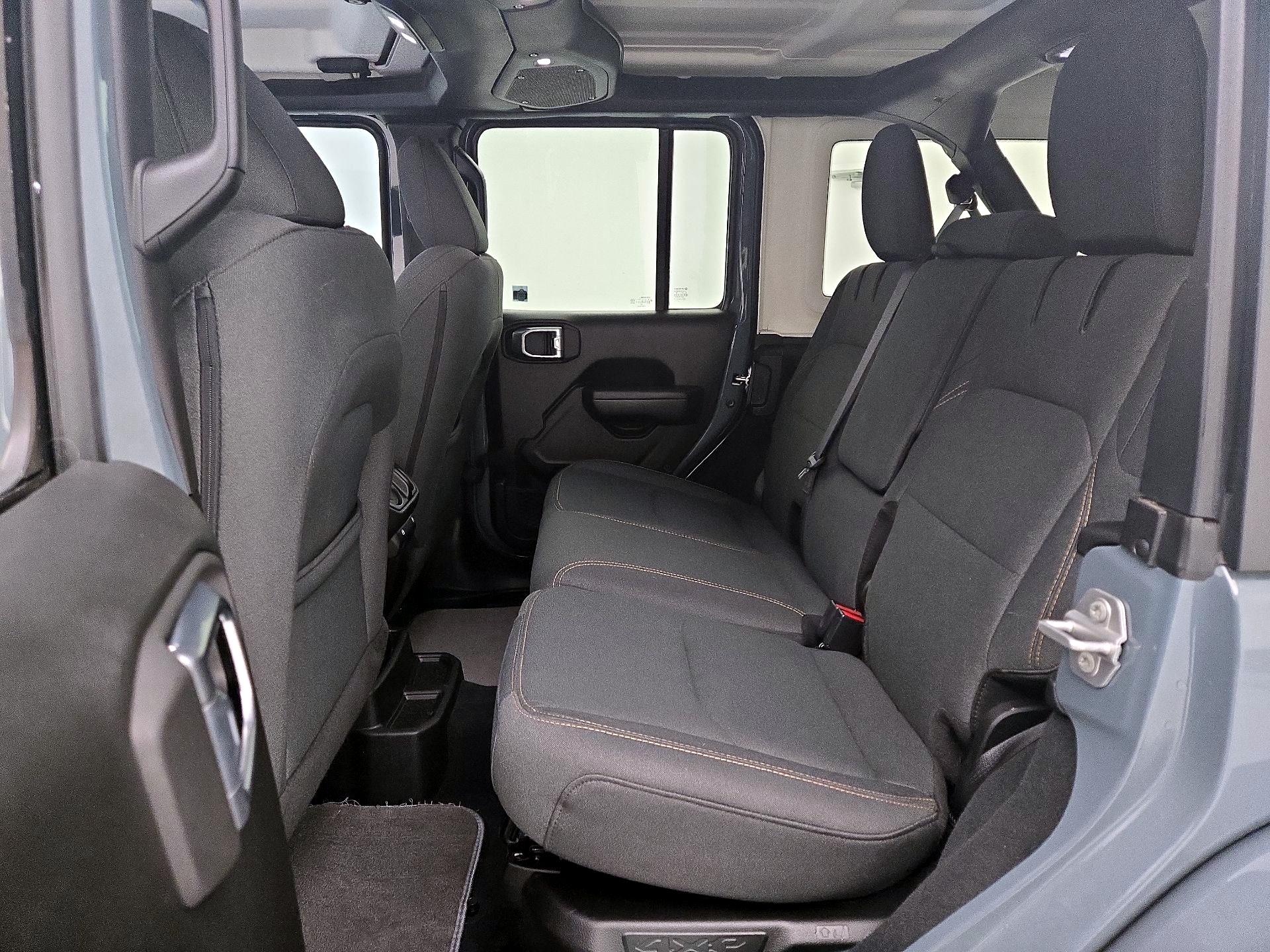 Thumbnail: 2024 Jeep Wrangler - 19