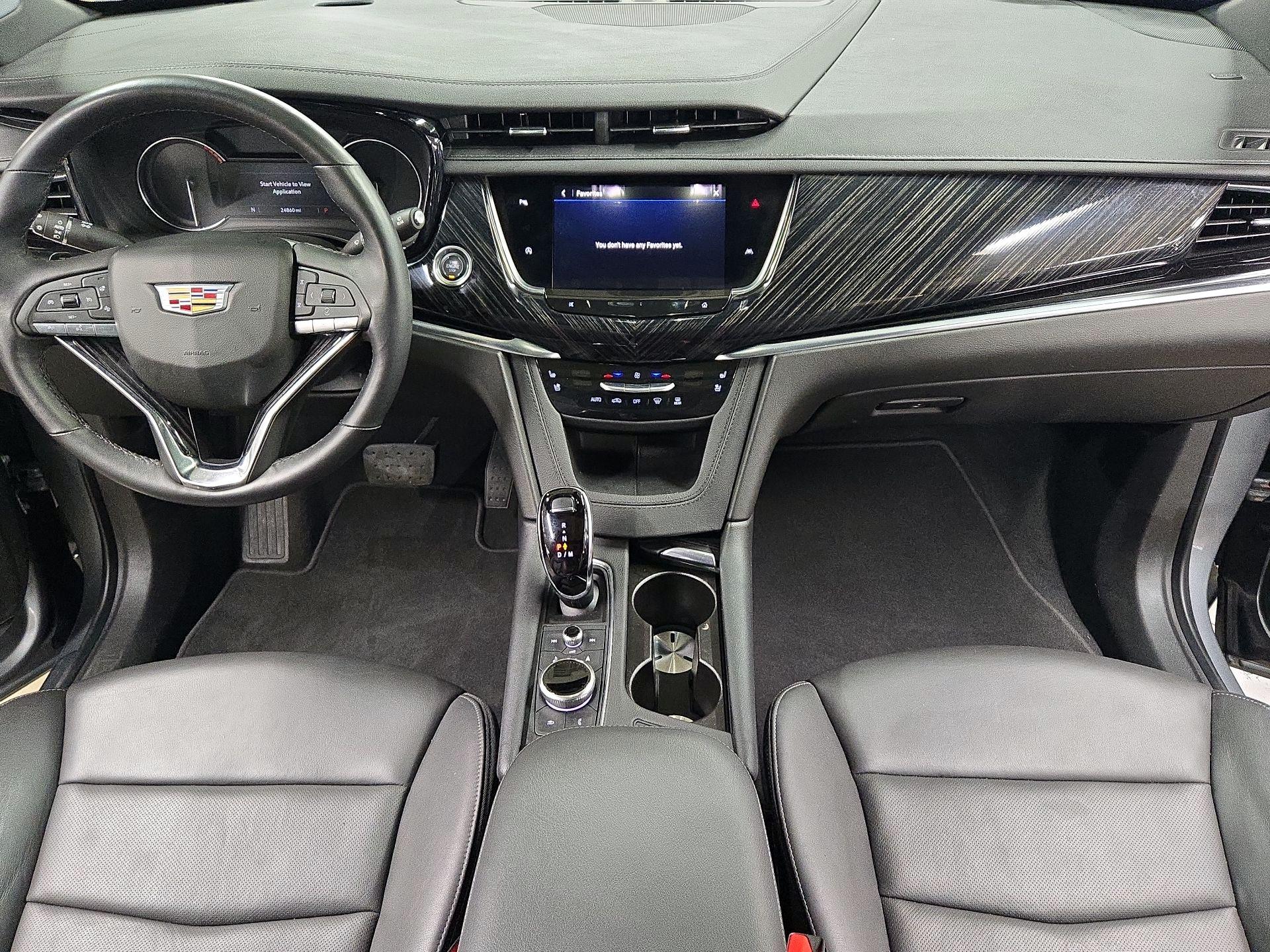 Thumbnail: 2025 Cadillac XT6 - 9