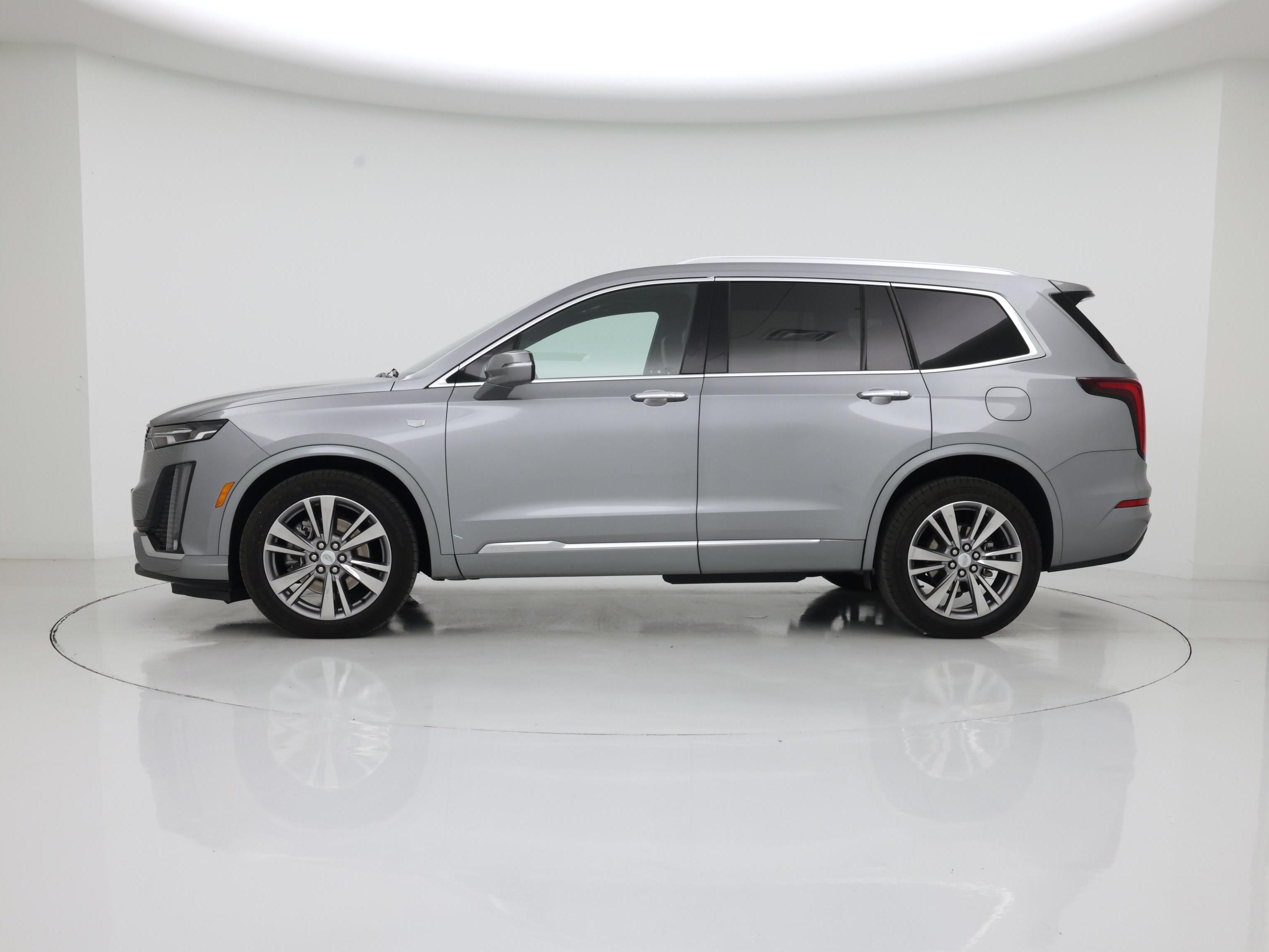 Thumbnail: 2025 Cadillac XT6 - 3