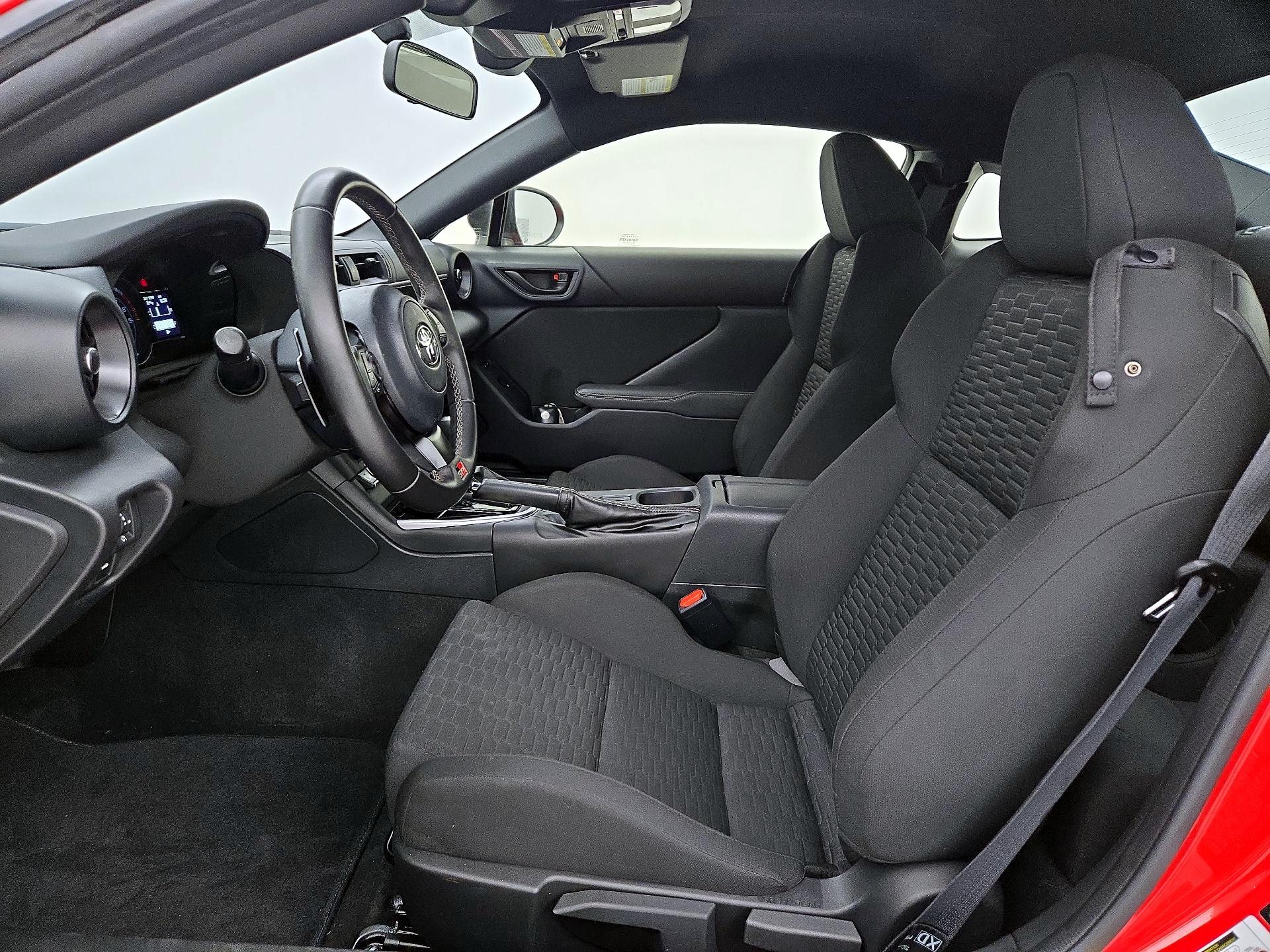 Thumbnail: 2024 Toyota GR86 - 11