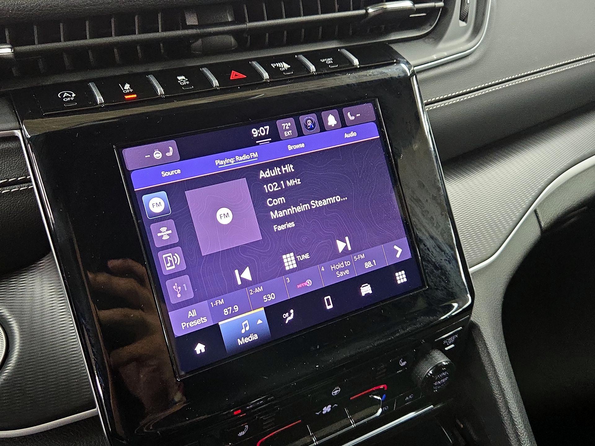 Thumbnail: 2024 Jeep Grand Cherokee - 15