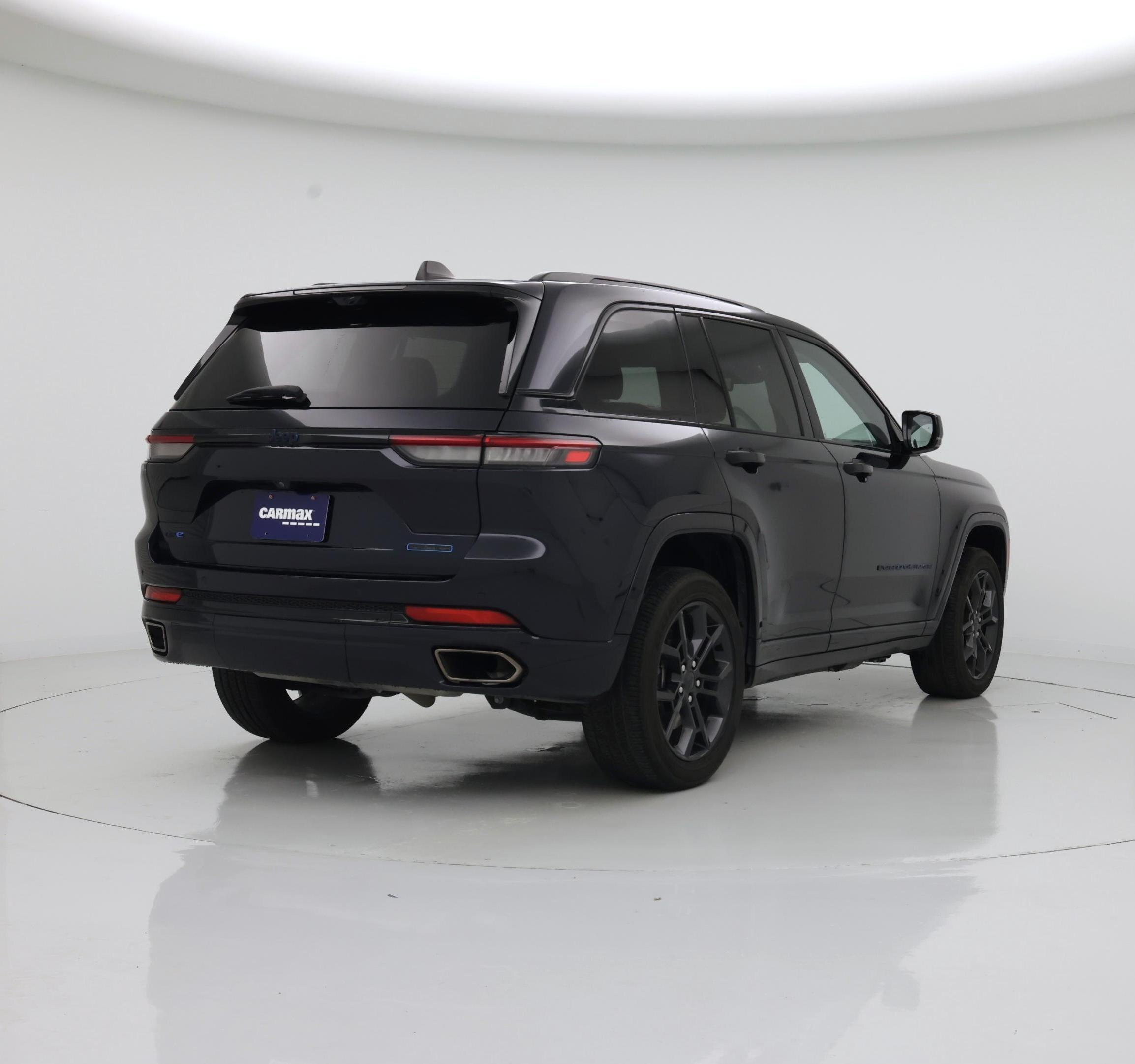 Thumbnail: 2023 Jeep Grand Cherokee - 8