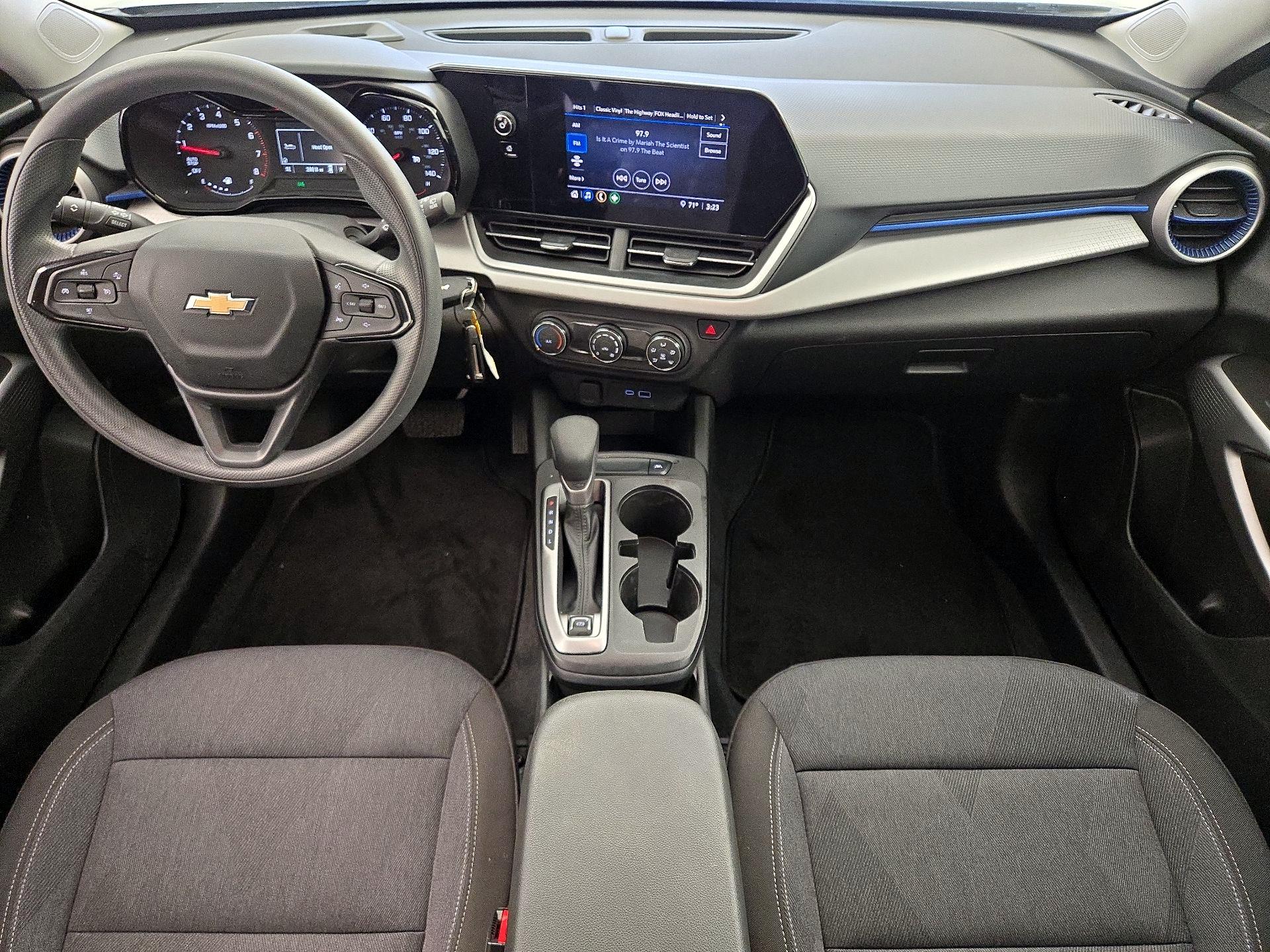 Thumbnail: 2024 Chevrolet Trax - 9