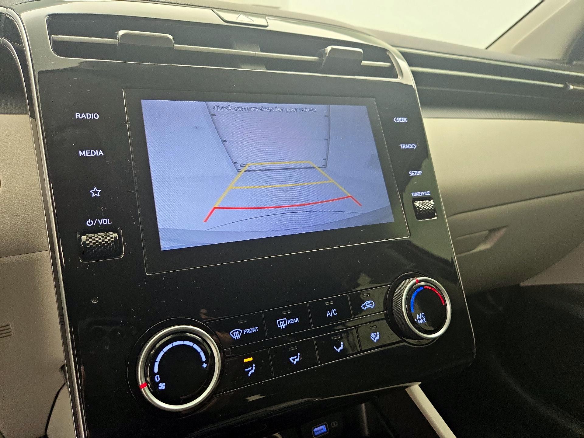 Thumbnail: 2022 Hyundai Tucson - 14