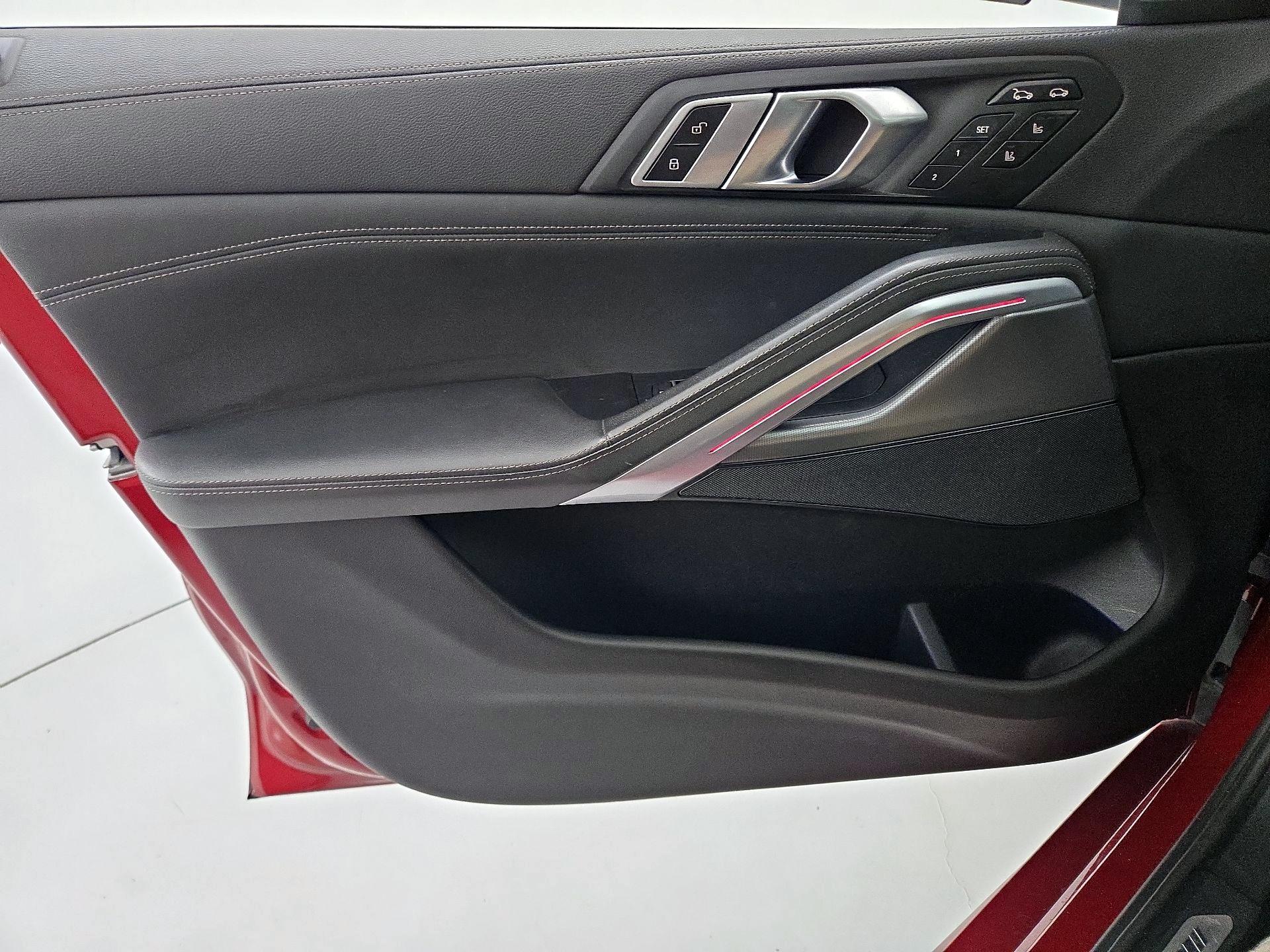 Thumbnail: 2023 BMW X6 - 12