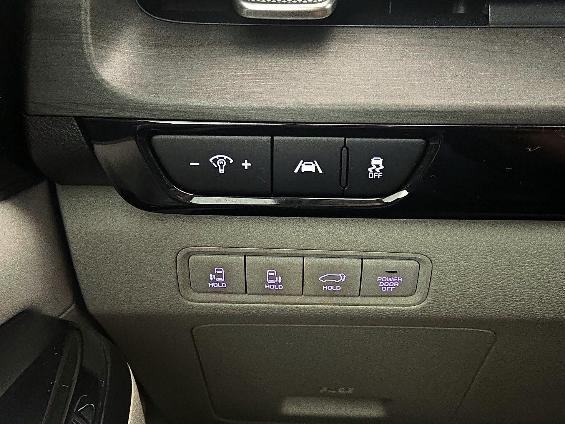 Thumbnail: 2024 Kia Carnival - 13