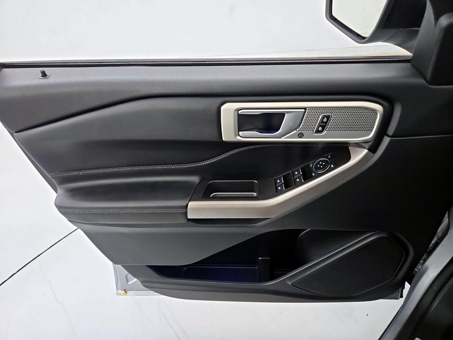 Thumbnail: 2023 Ford Explorer - 12