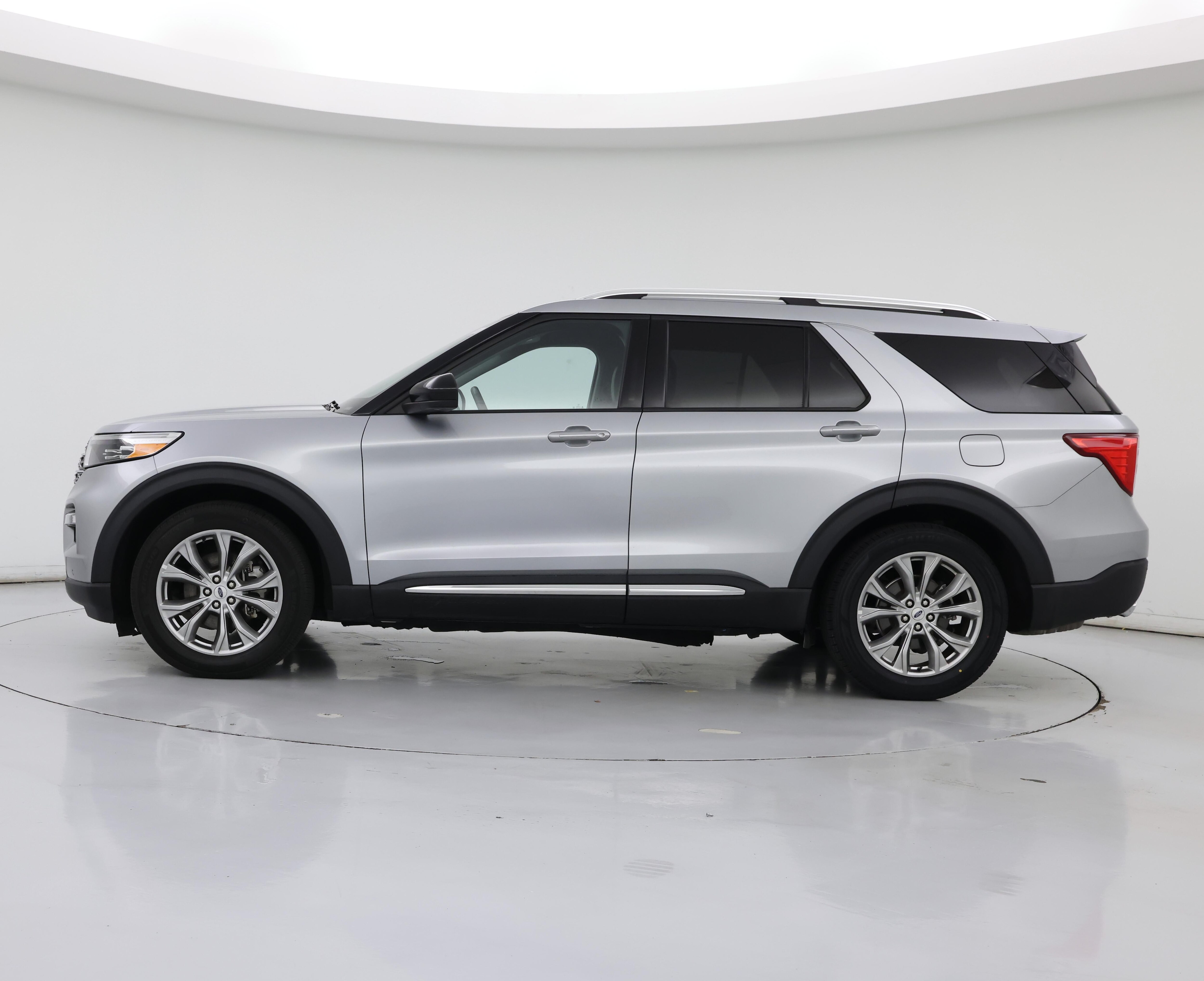 Thumbnail: 2023 Ford Explorer - 3