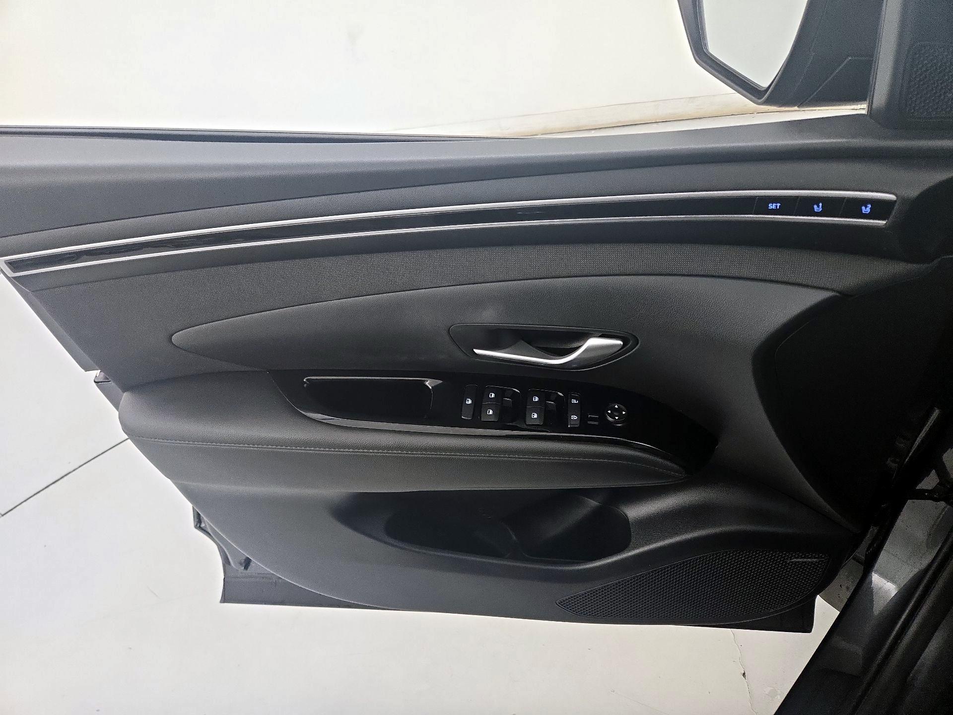 Thumbnail: 2022 Hyundai Tucson - 12