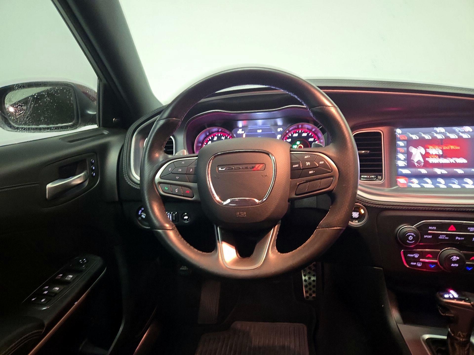 Thumbnail: 2020 Dodge Charger - 10