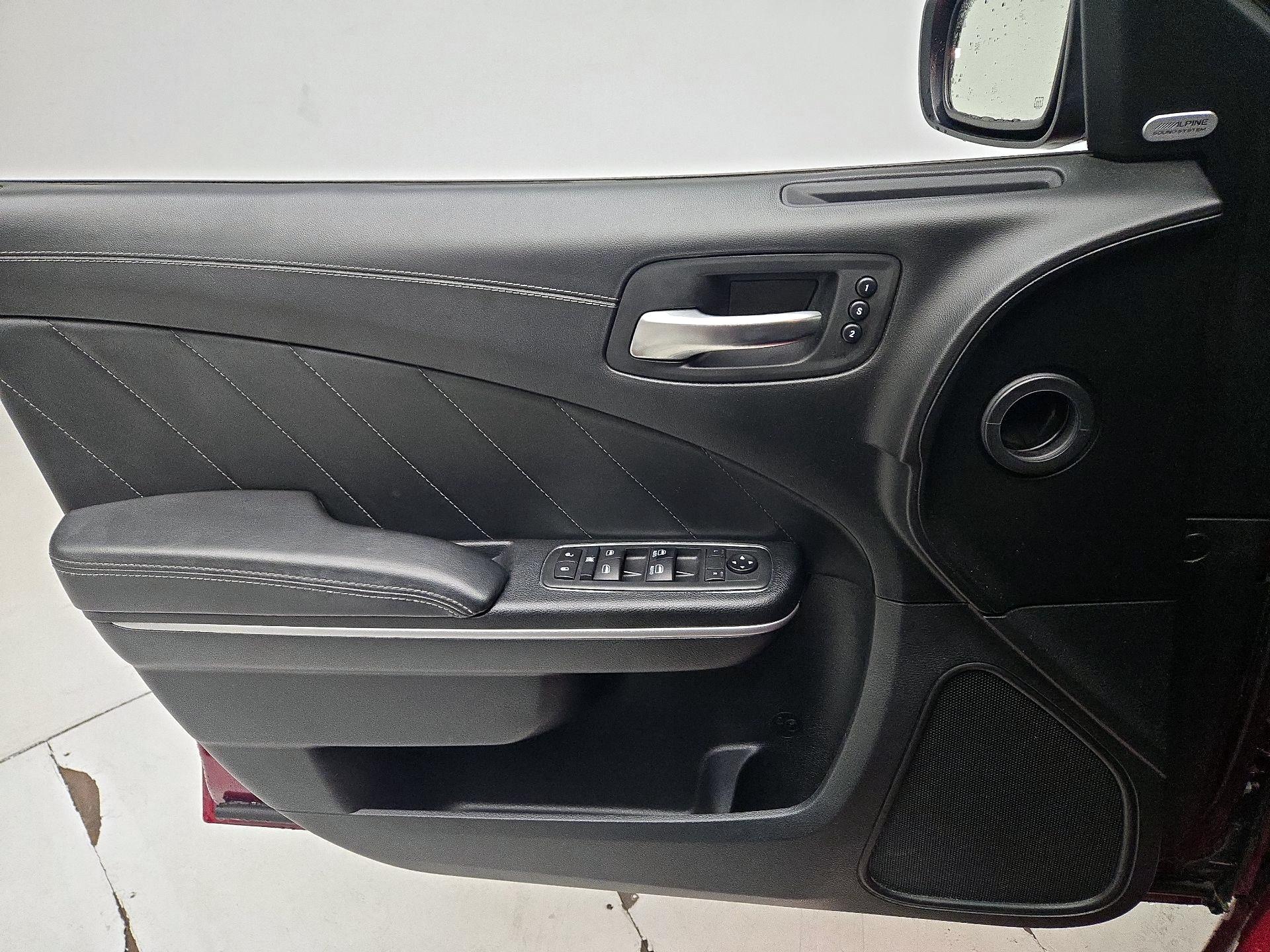 Thumbnail: 2020 Dodge Charger - 12