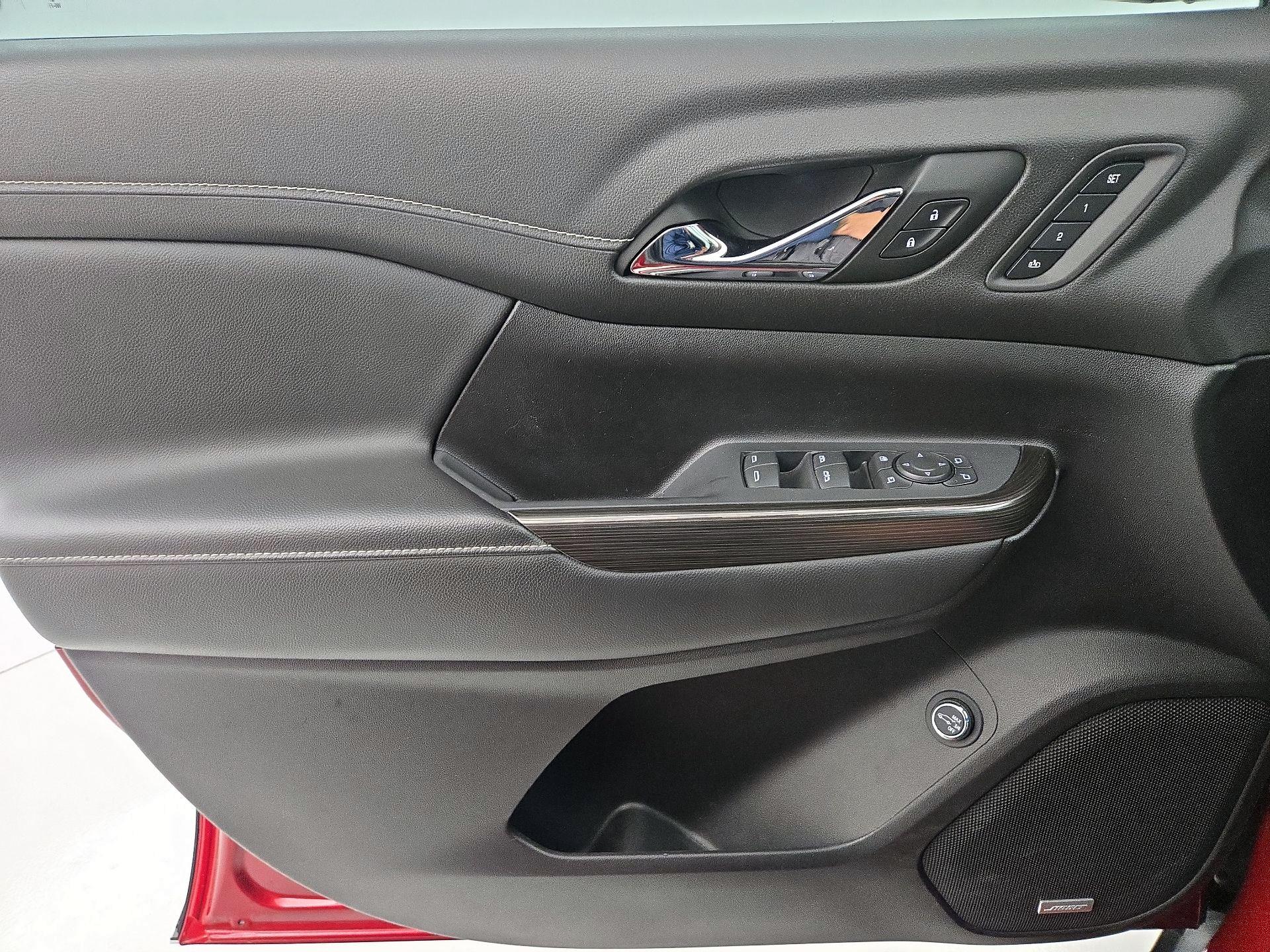 Thumbnail: 2023 GMC Acadia - 12