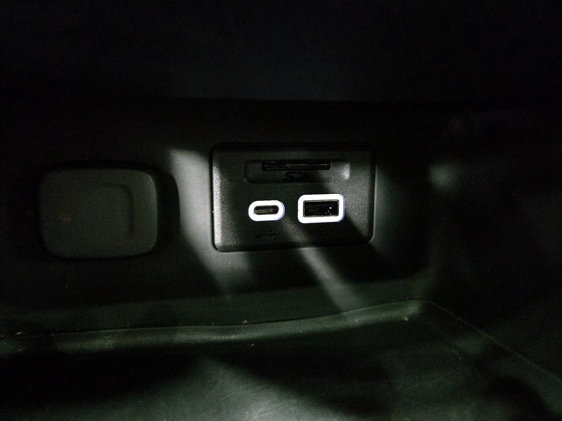 Thumbnail: 2023 GMC Acadia - 19