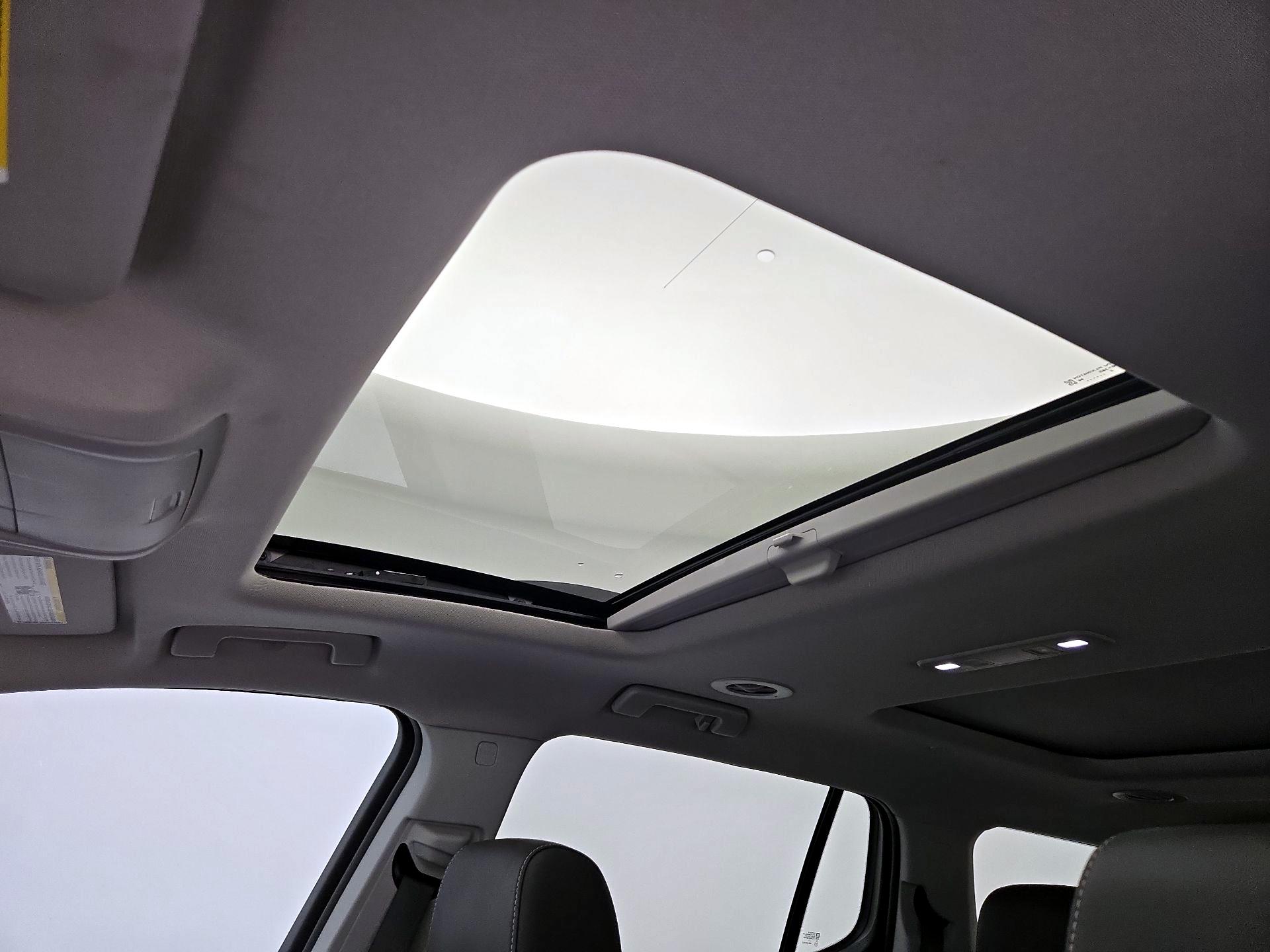 Thumbnail: 2023 GMC Acadia - 20