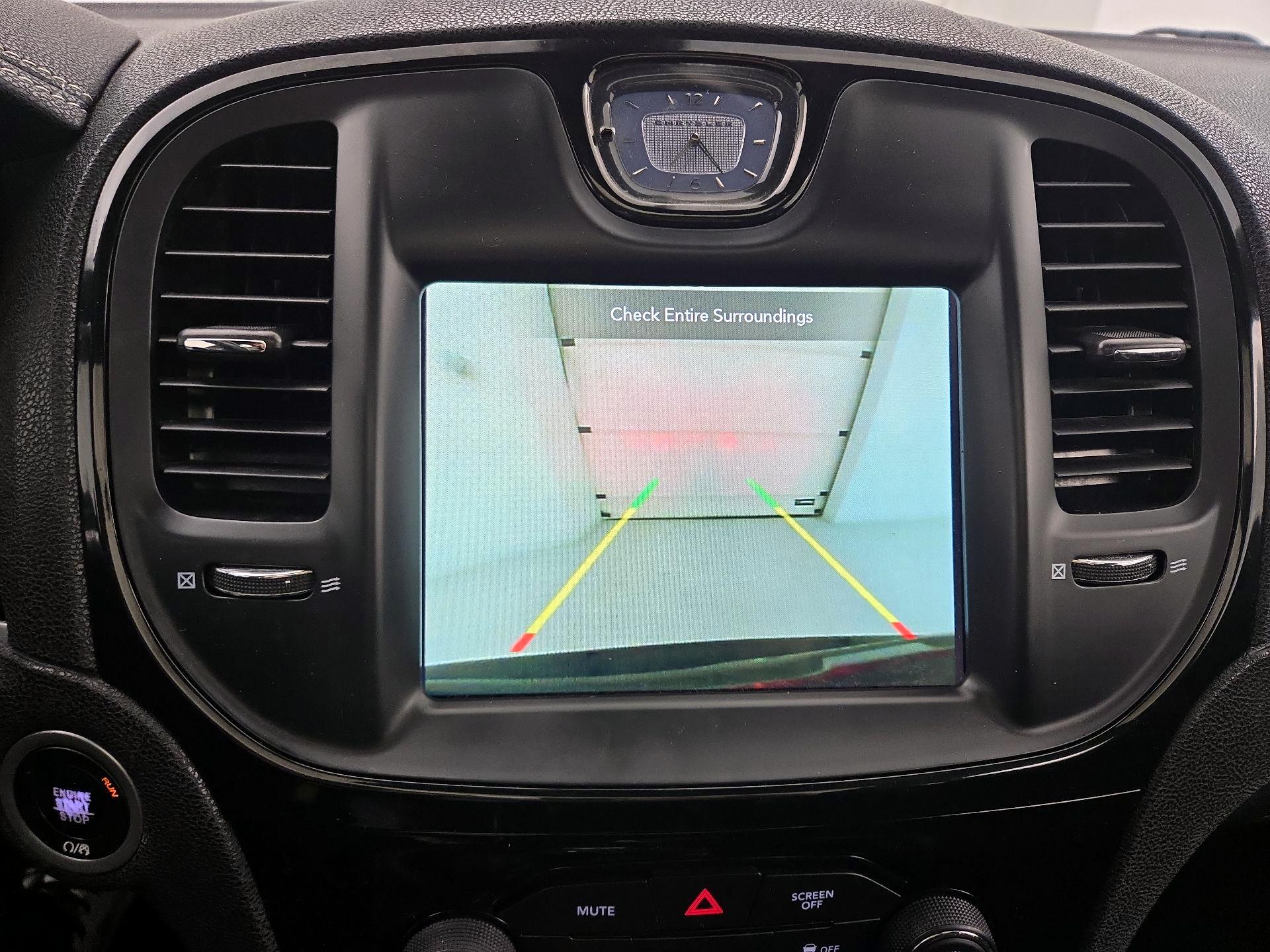 Thumbnail: 2020 Chrysler 300 - 13