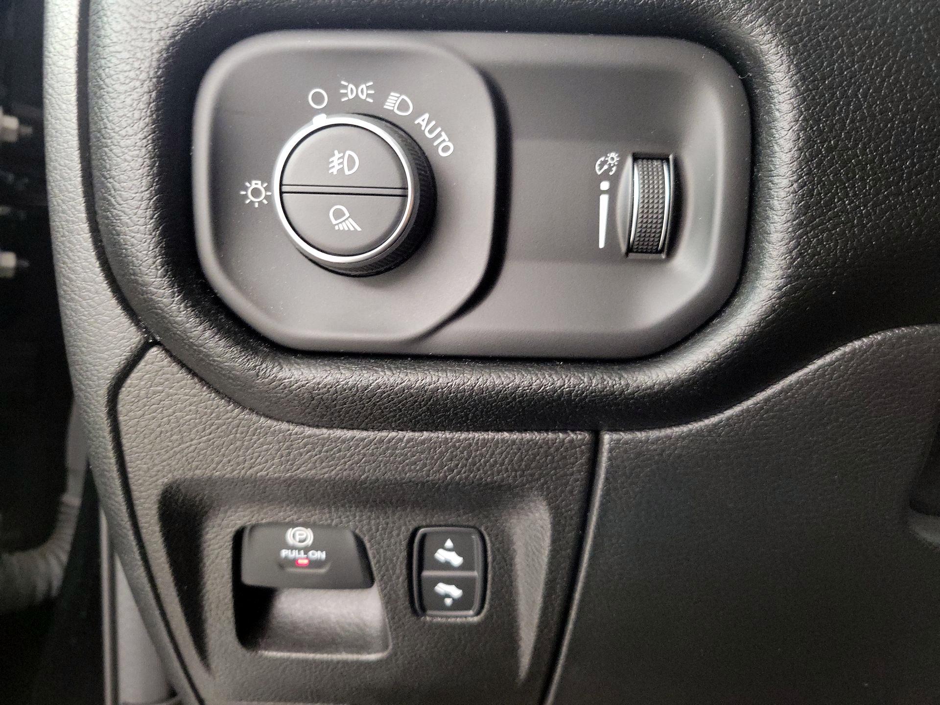 Thumbnail: 2022 RAM 1500 - 13