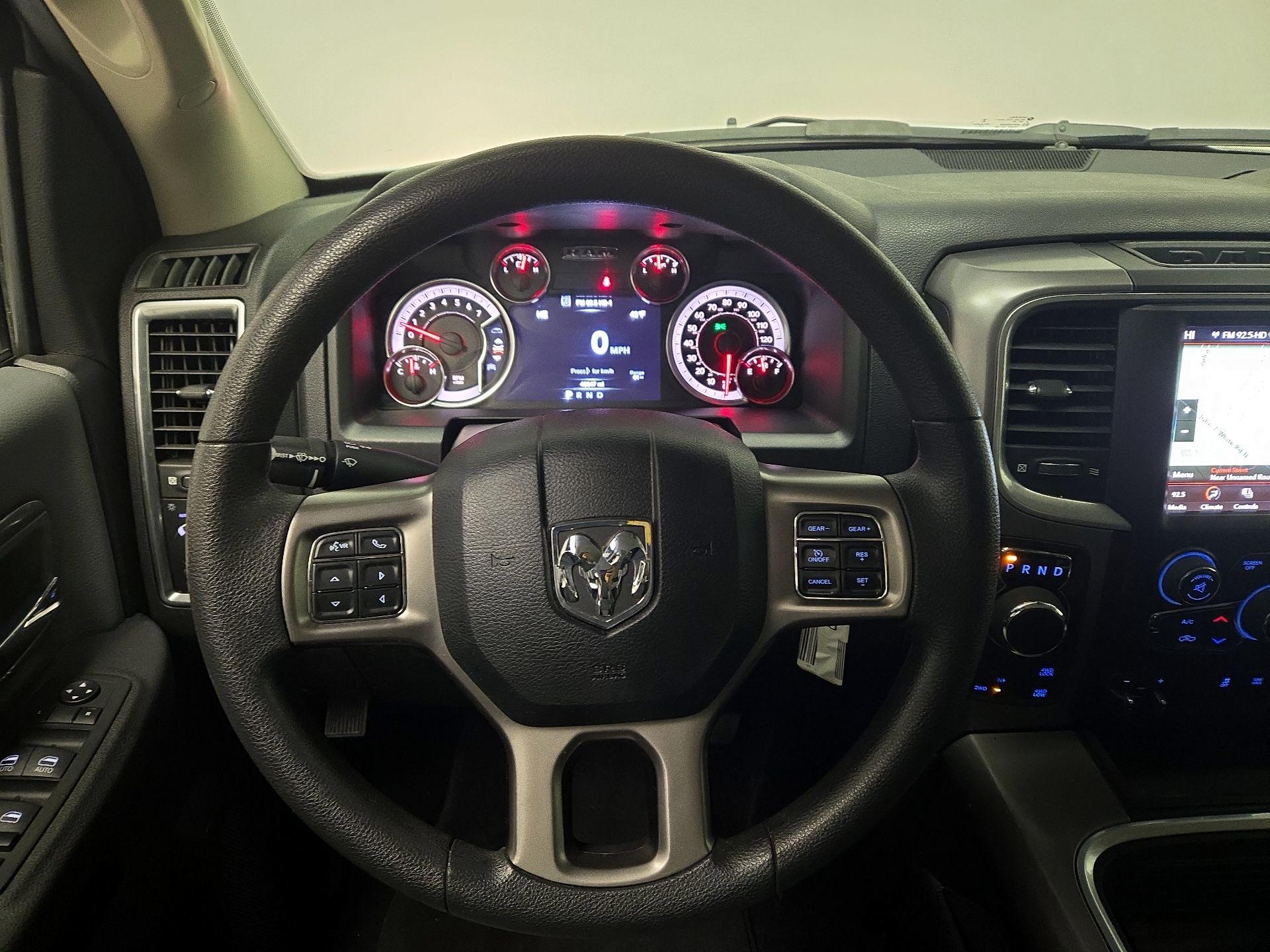 Thumbnail: 2023 RAM 1500 Classic - 10