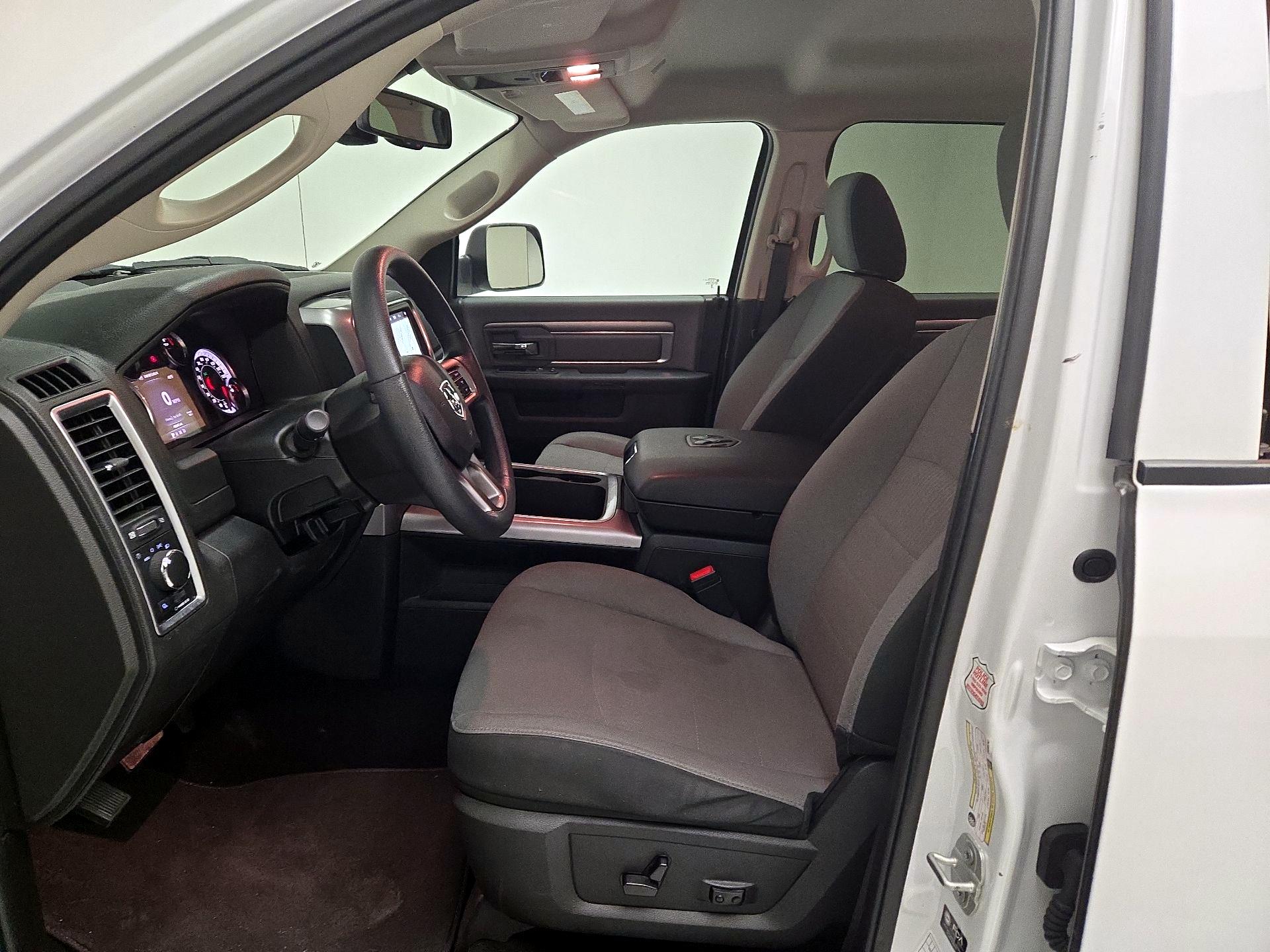 Thumbnail: 2023 RAM 1500 Classic - 11