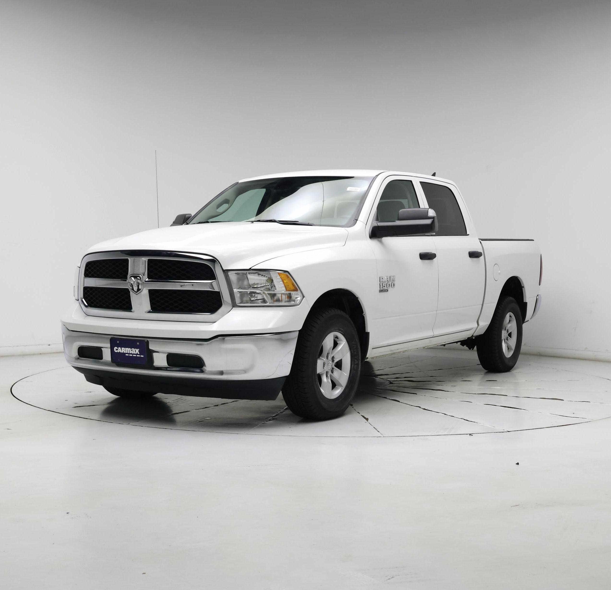 Thumbnail: 2023 RAM 1500 Classic - 4