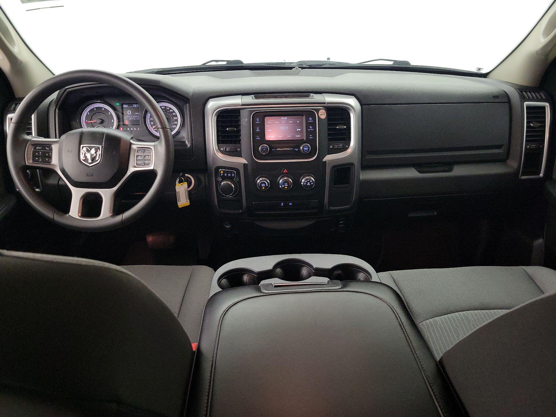 Thumbnail: 2024 RAM 1500 Classic - 9